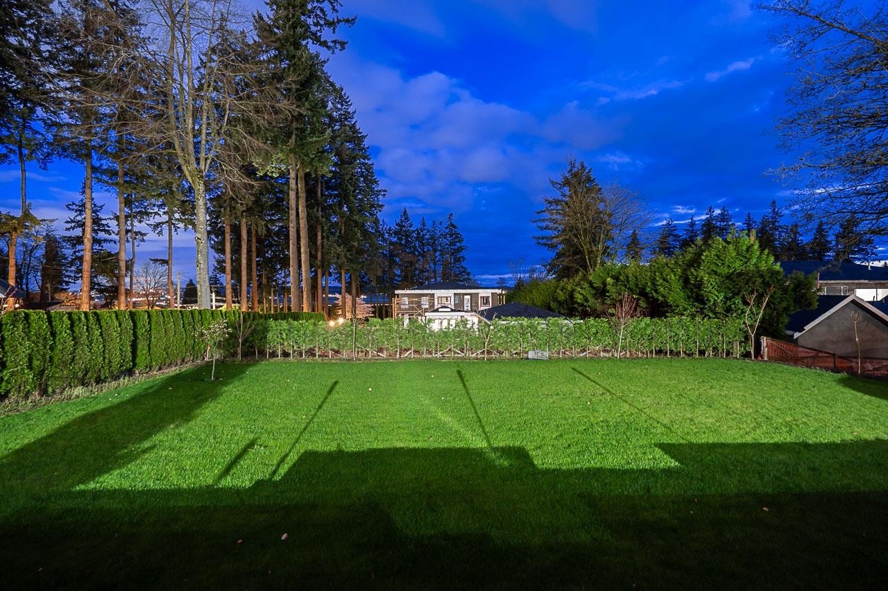 









13110


57

Avenue,
Surrey,




BC
V3X 2Z3

