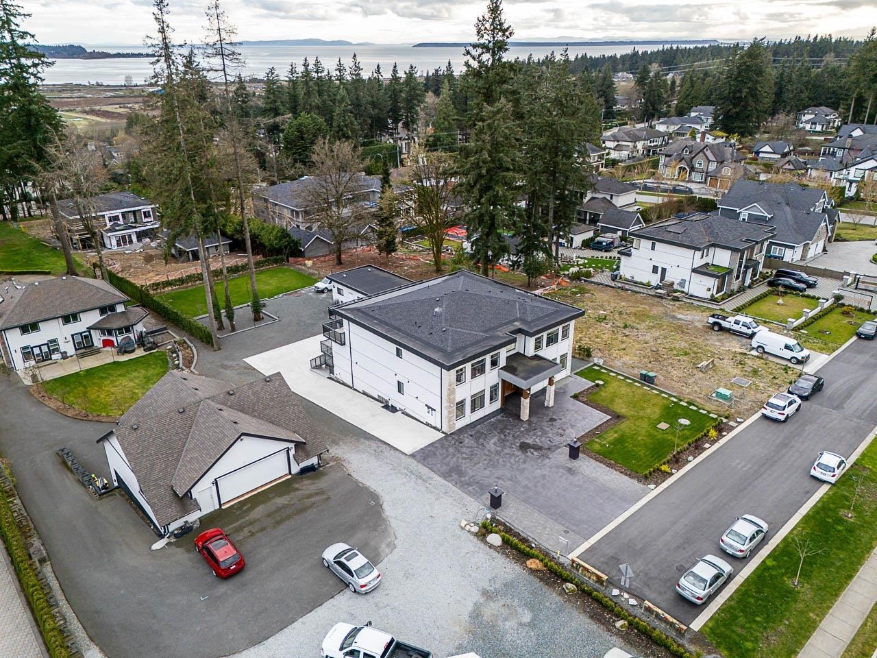 









13110


57

Avenue,
Surrey,




BC
V3X 2Z3


