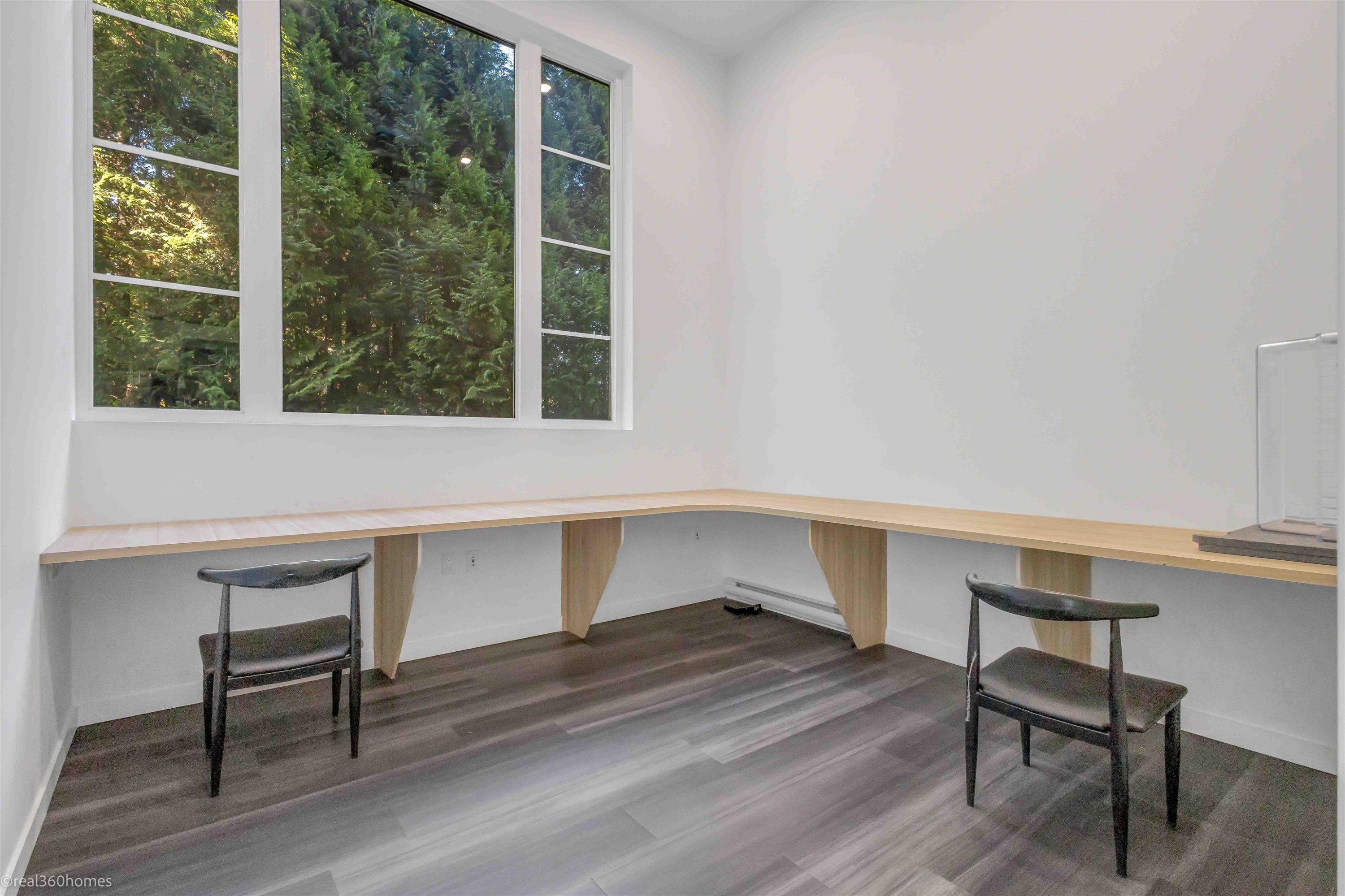 









13623


81a

Avenue, 313,
Surrey,




BC
V3W 3N7


