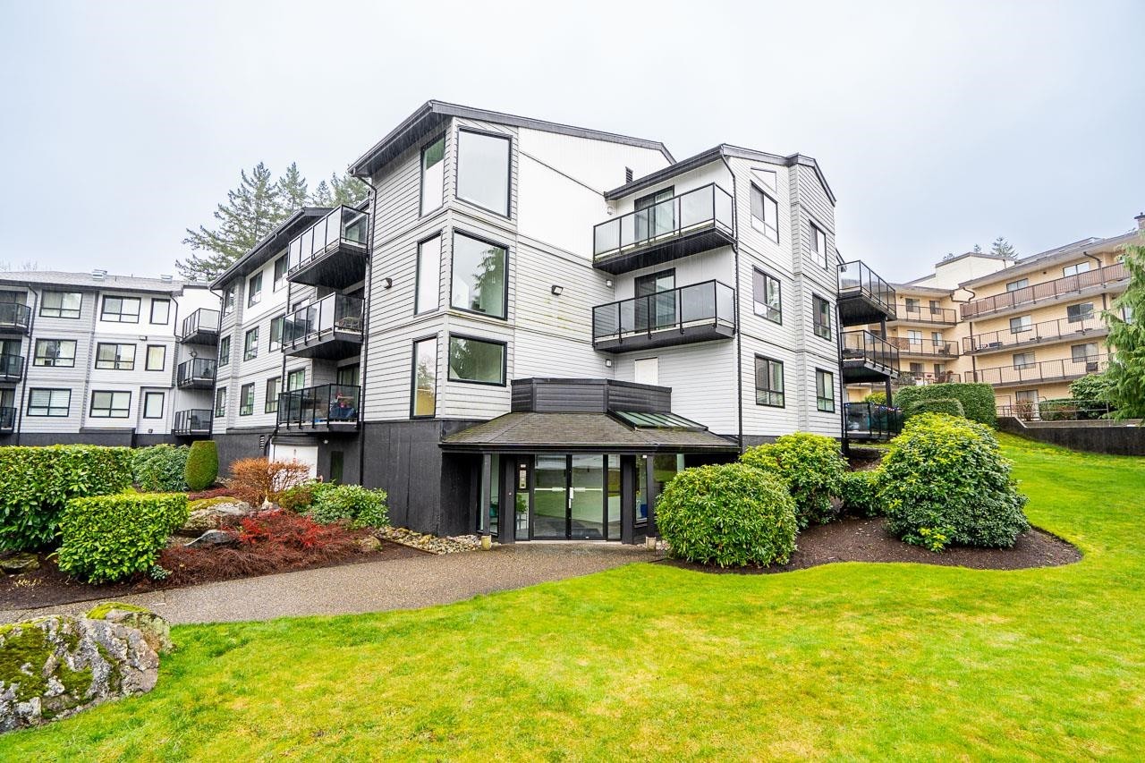 









32124


Tims

Avenue, 107,
Abbotsford,




BC
V2T 2H4

