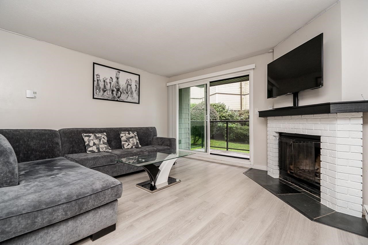 









32124


Tims

Avenue, 107,
Abbotsford,




BC
V2T 2H4

