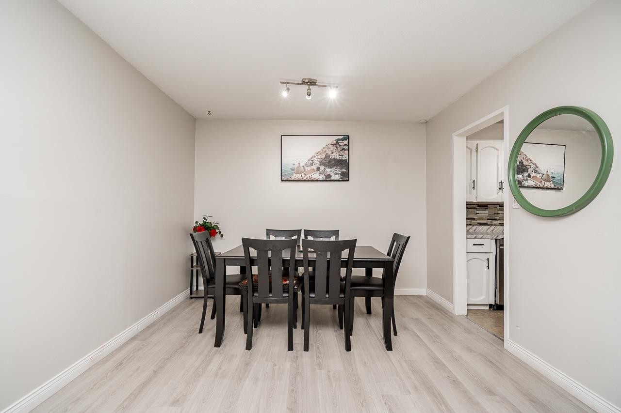 









32124


Tims

Avenue, 107,
Abbotsford,




BC
V2T 2H4

