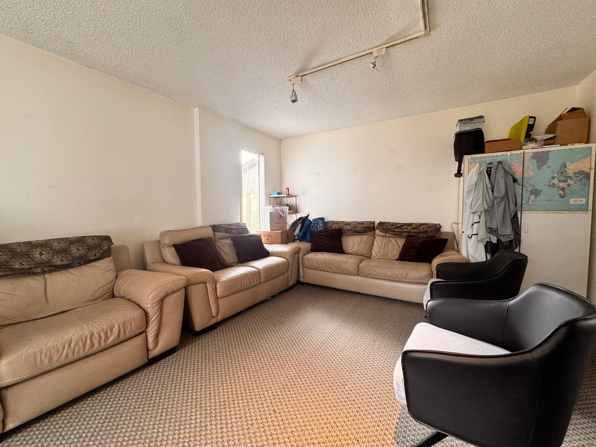 









11101


Canyon

Crescent,
Delta,




BC
V4E 2R6

