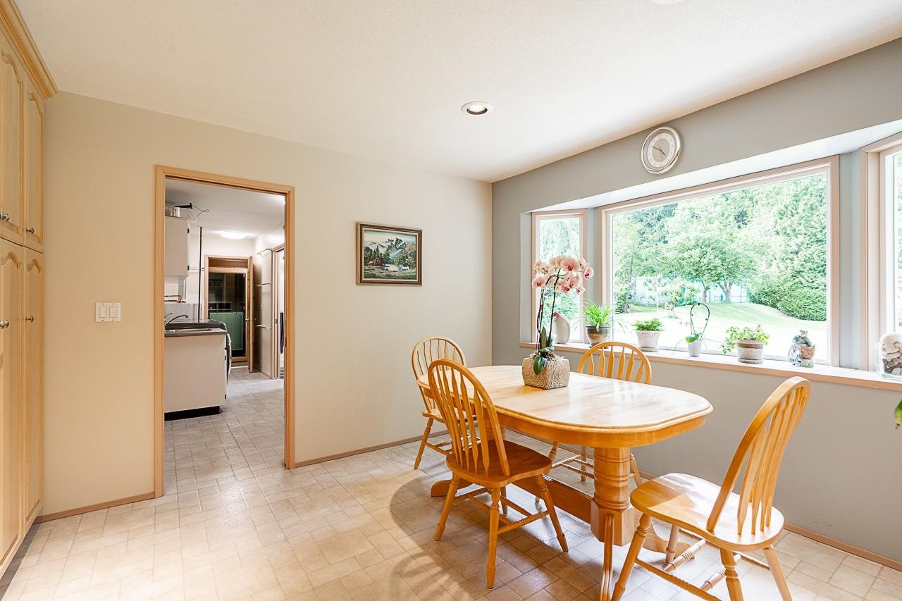 









17895


96

Avenue,
Surrey,




BC
V4N 4A9


