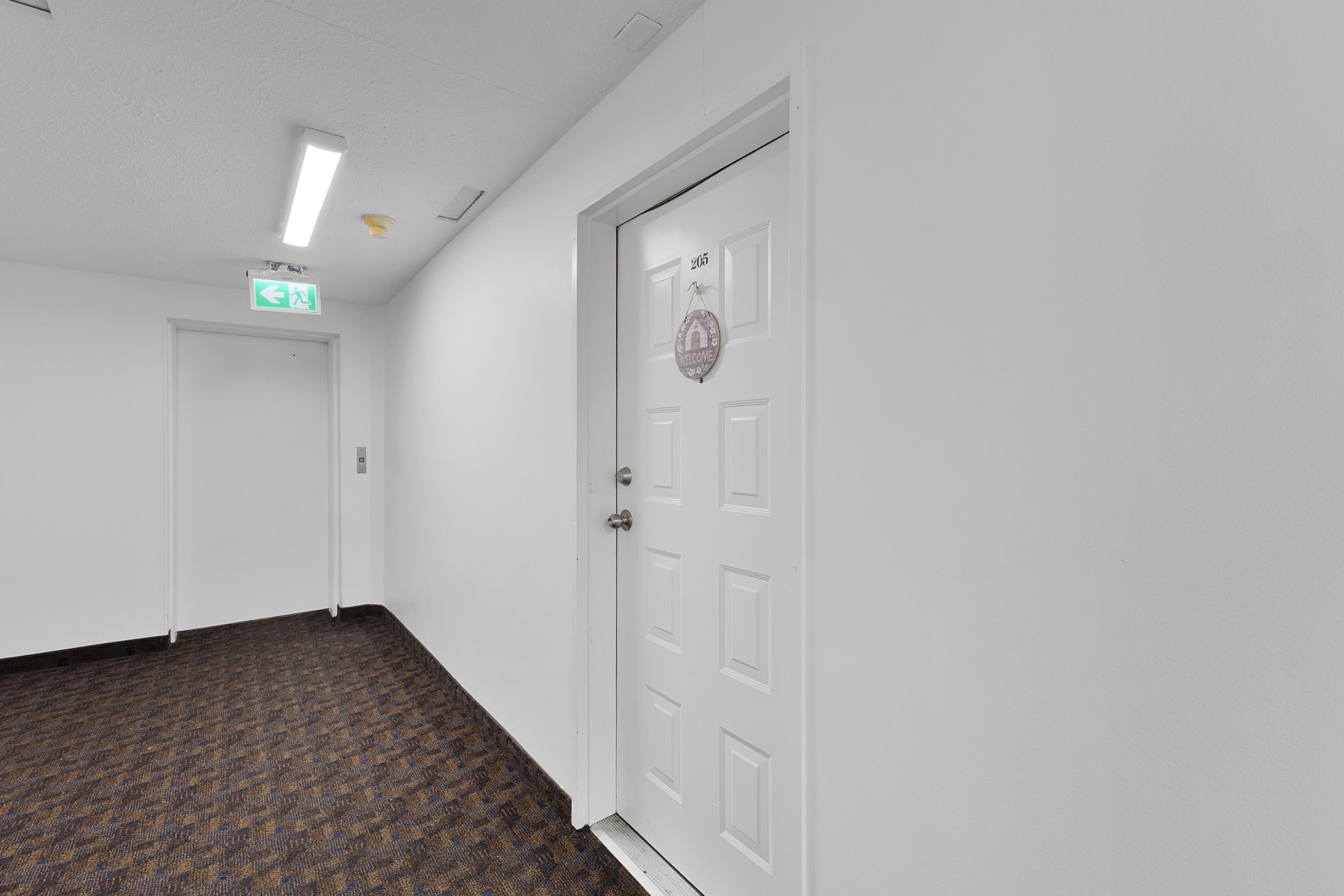 









3043


270

Street, 205,
Langley,




BC
V4W 3M2

