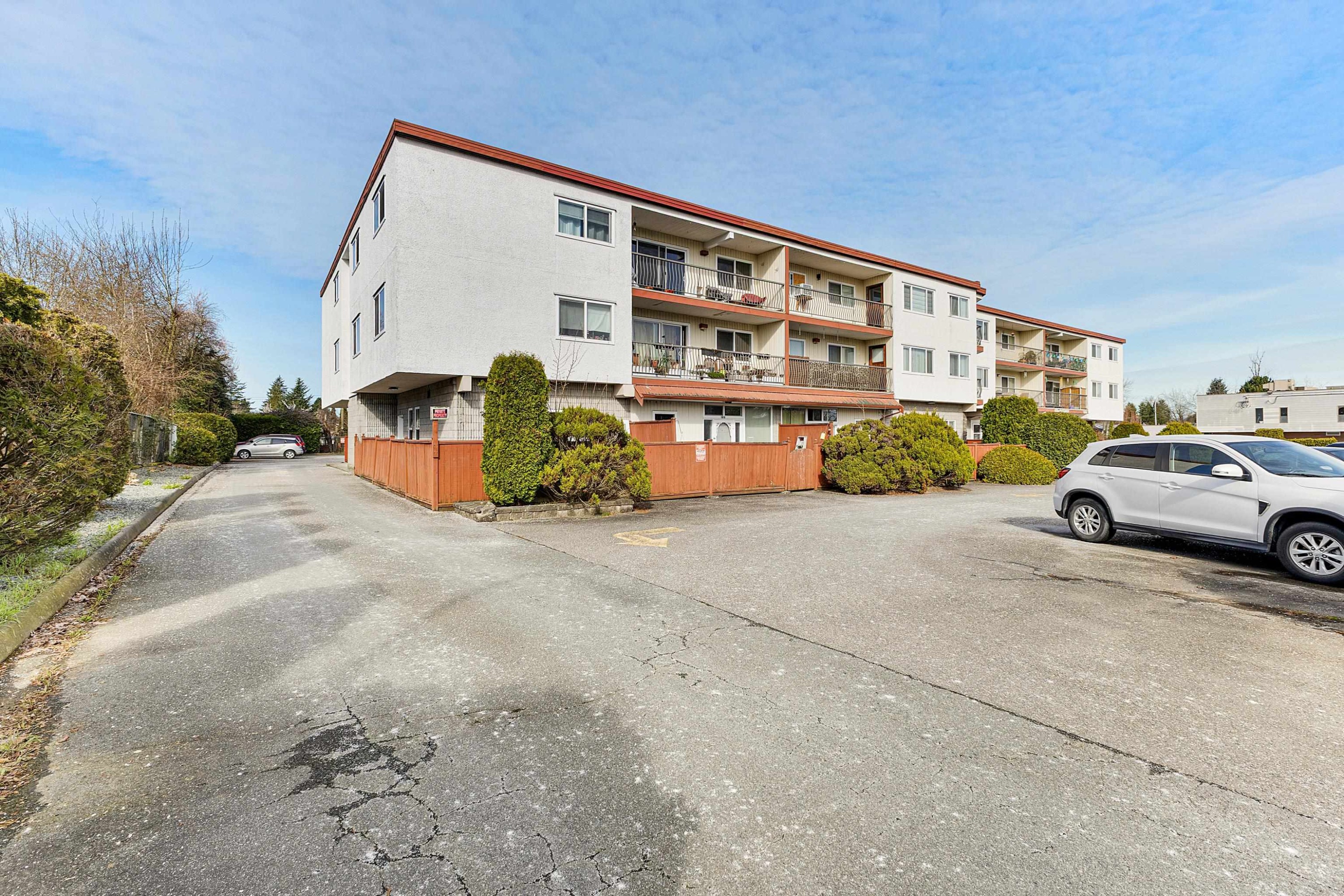 









3043


270

Street, 205,
Langley,




BC
V4W 3M2

