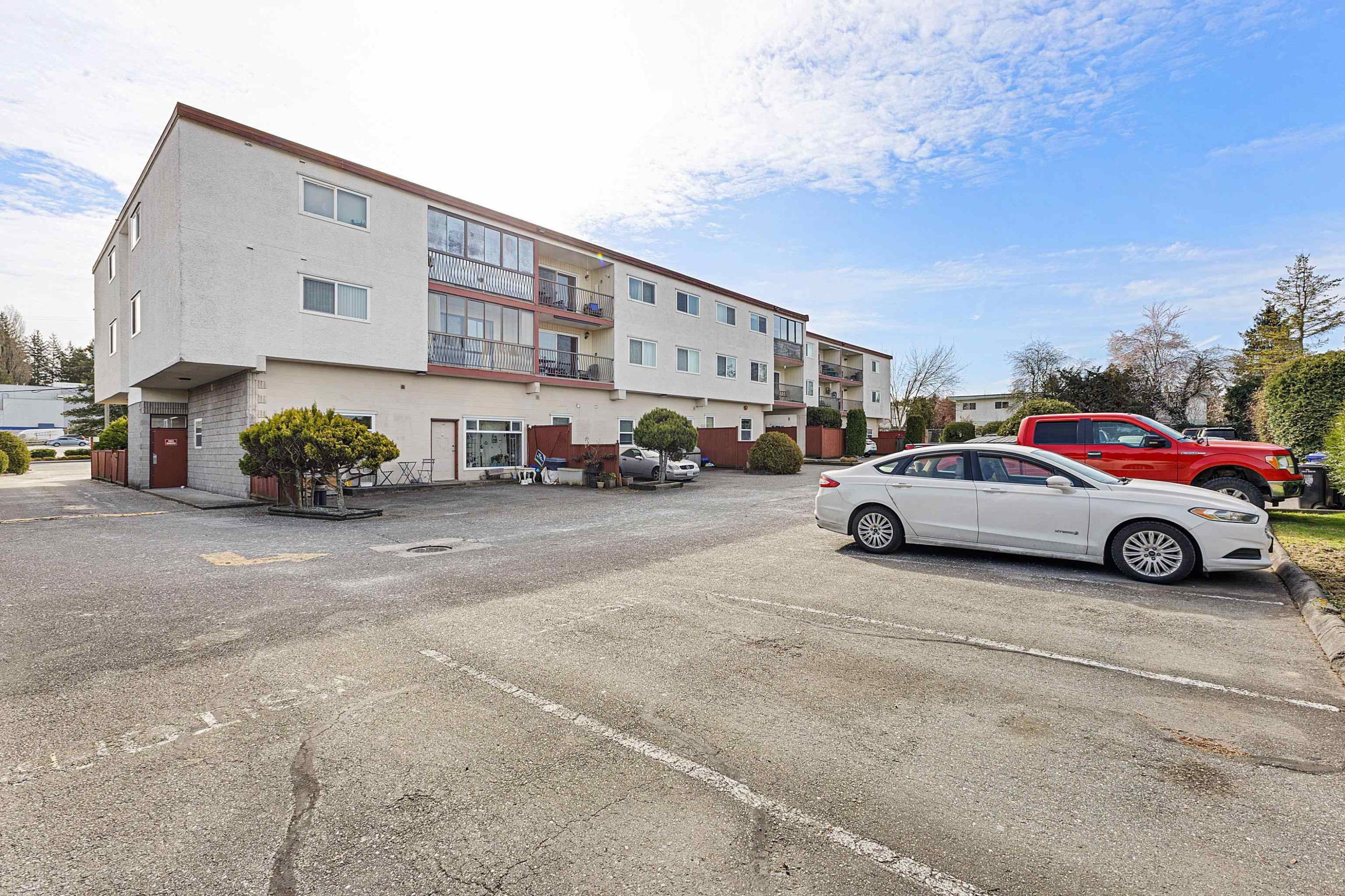 









3043


270

Street, 205,
Langley,




BC
V4W 3M2

