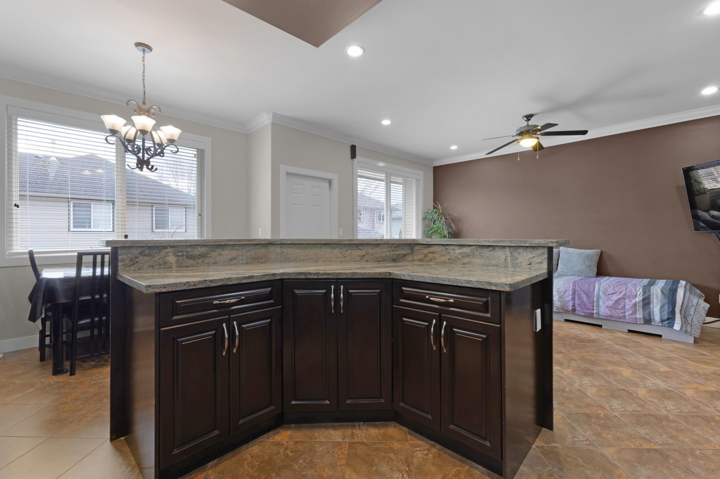 









32460


Mitchell

Avenue,
Mission,




BC
V4S 0B2


