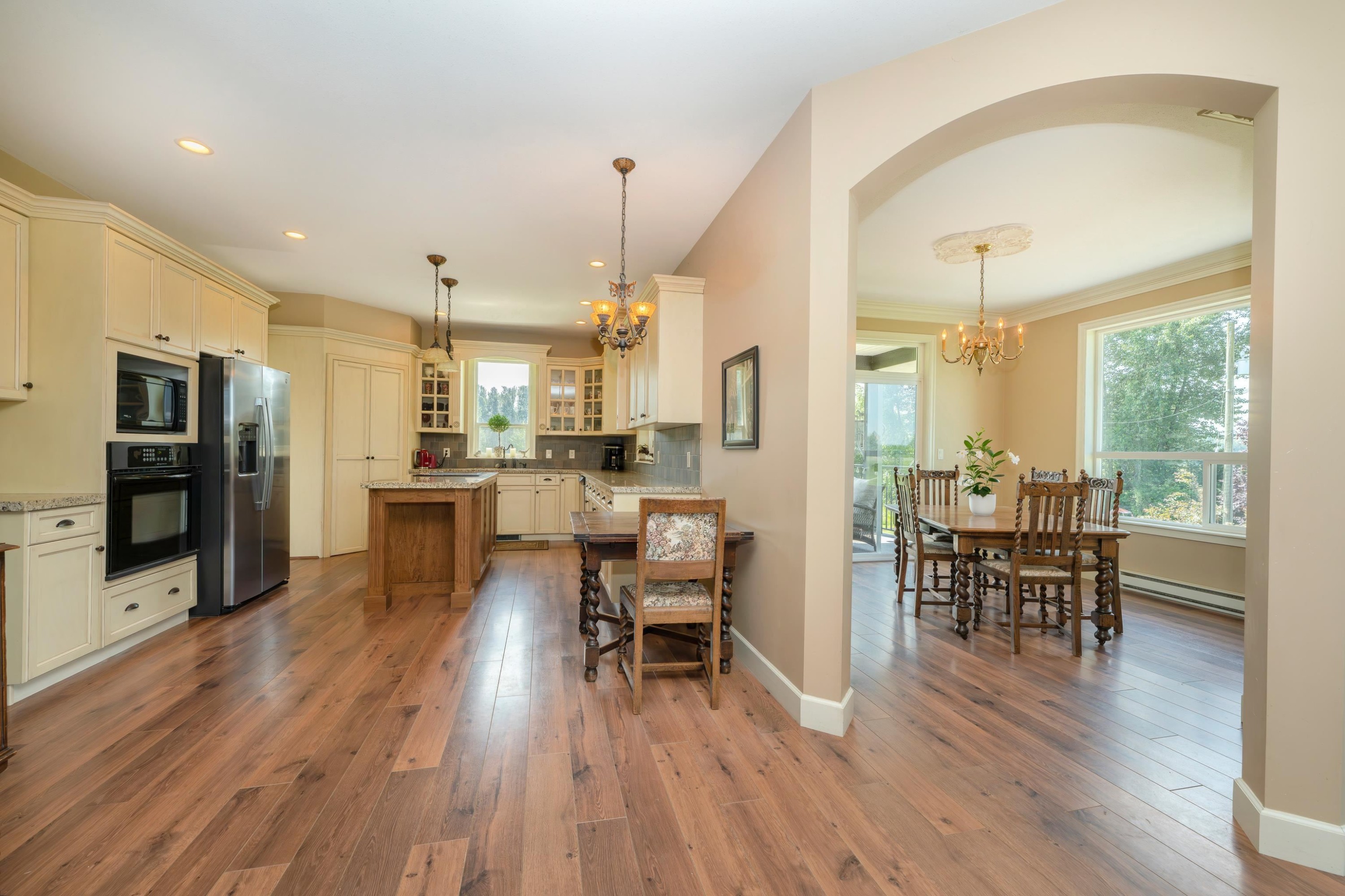 









41525


Bovington

Road,
Mission,




BC
V0M 1G0

