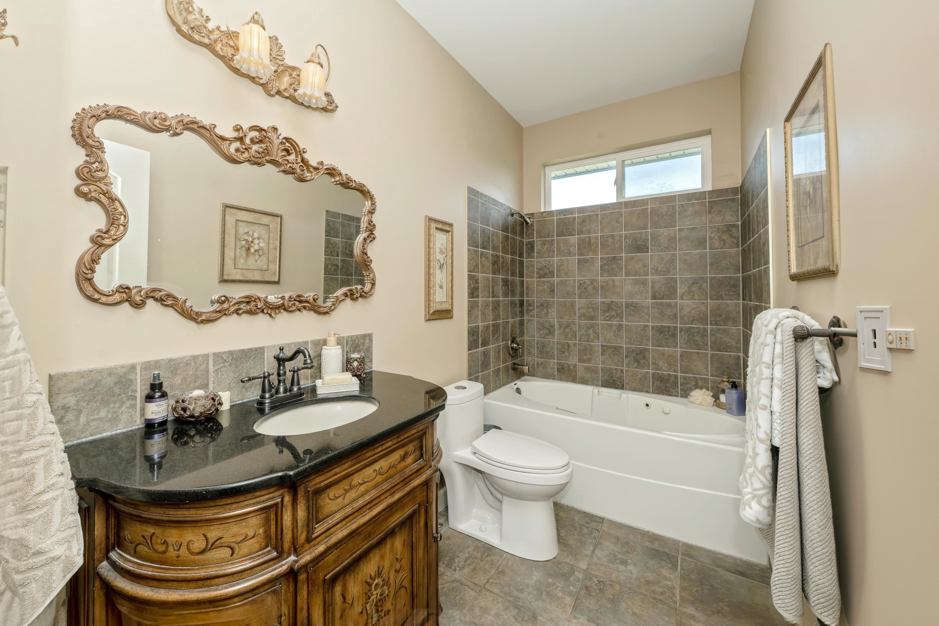 









41525


Bovington

Road,
Mission,




BC
V0M 1G0

