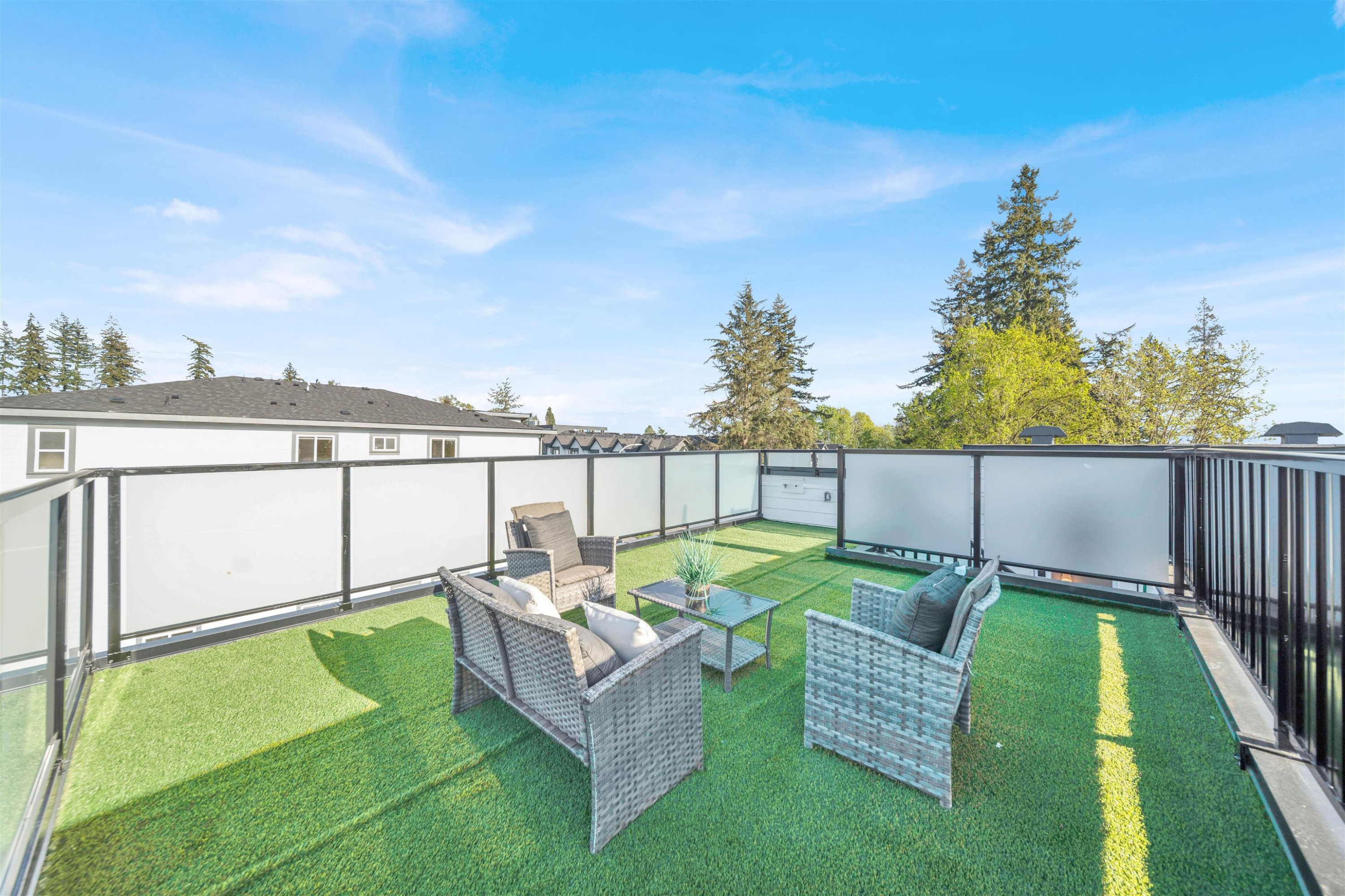 









16489


20

Avenue,
Surrey,




BC
V3Z 9M9

