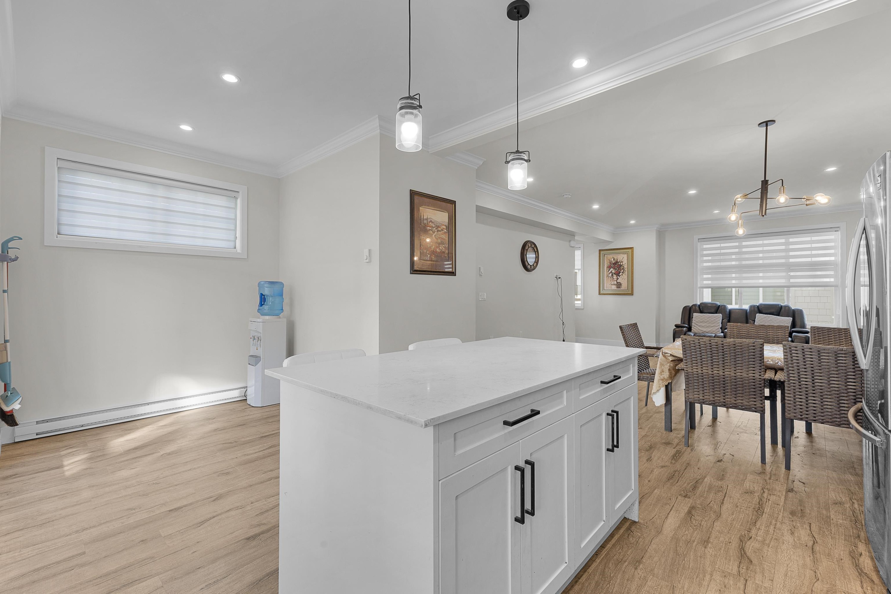 









2033


Mckenzie

Road, 13,
Abbotsford,




BC
V2S 3Z6

