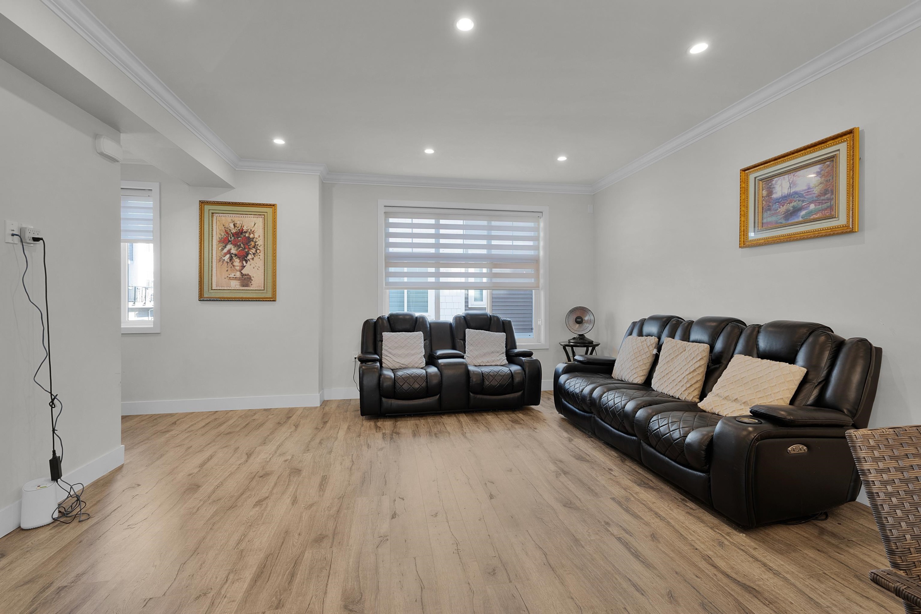 









2033


Mckenzie

Road, 13,
Abbotsford,




BC
V2S 3Z6

