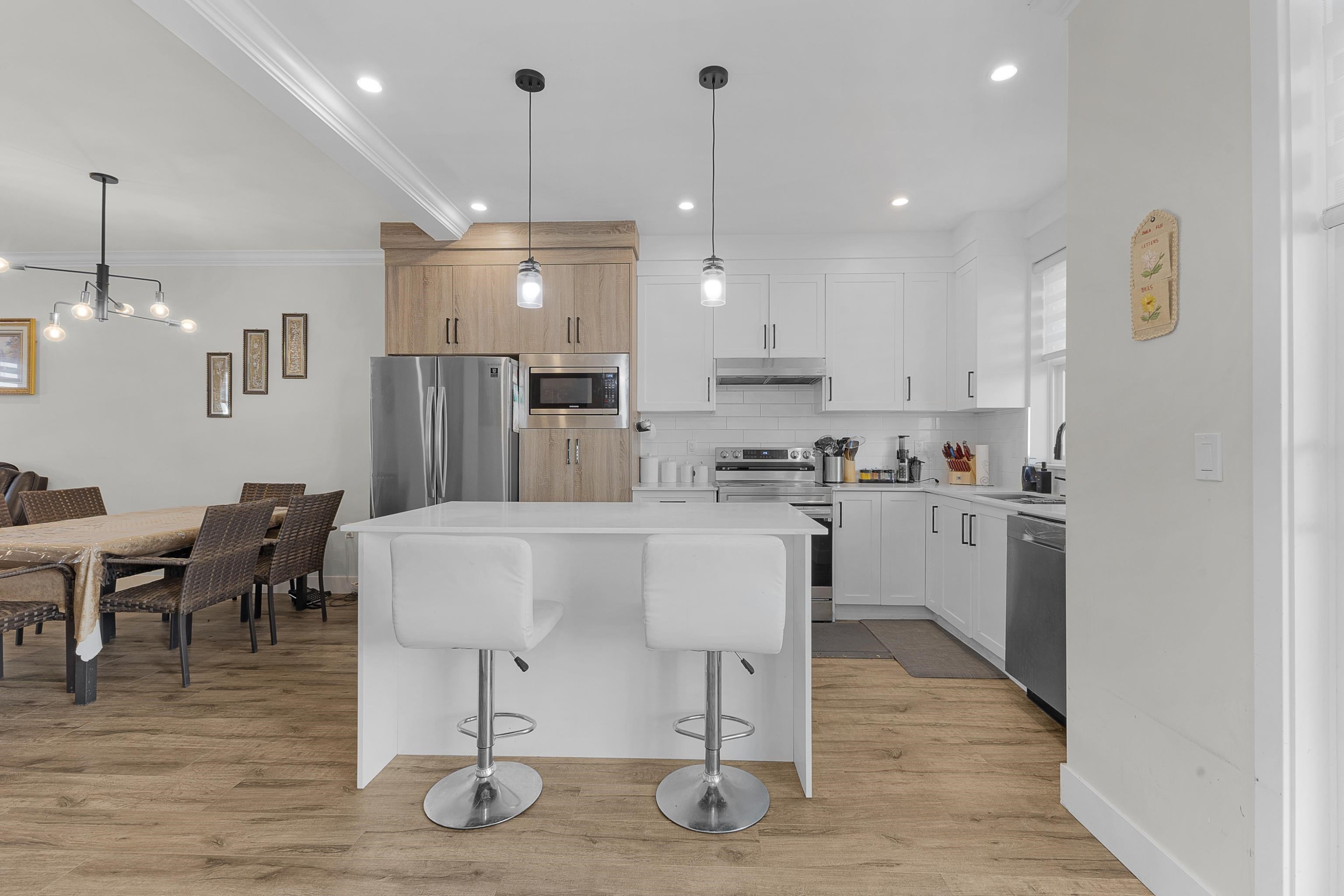 









2033


Mckenzie

Road, 13,
Abbotsford,




BC
V2S 3Z6

