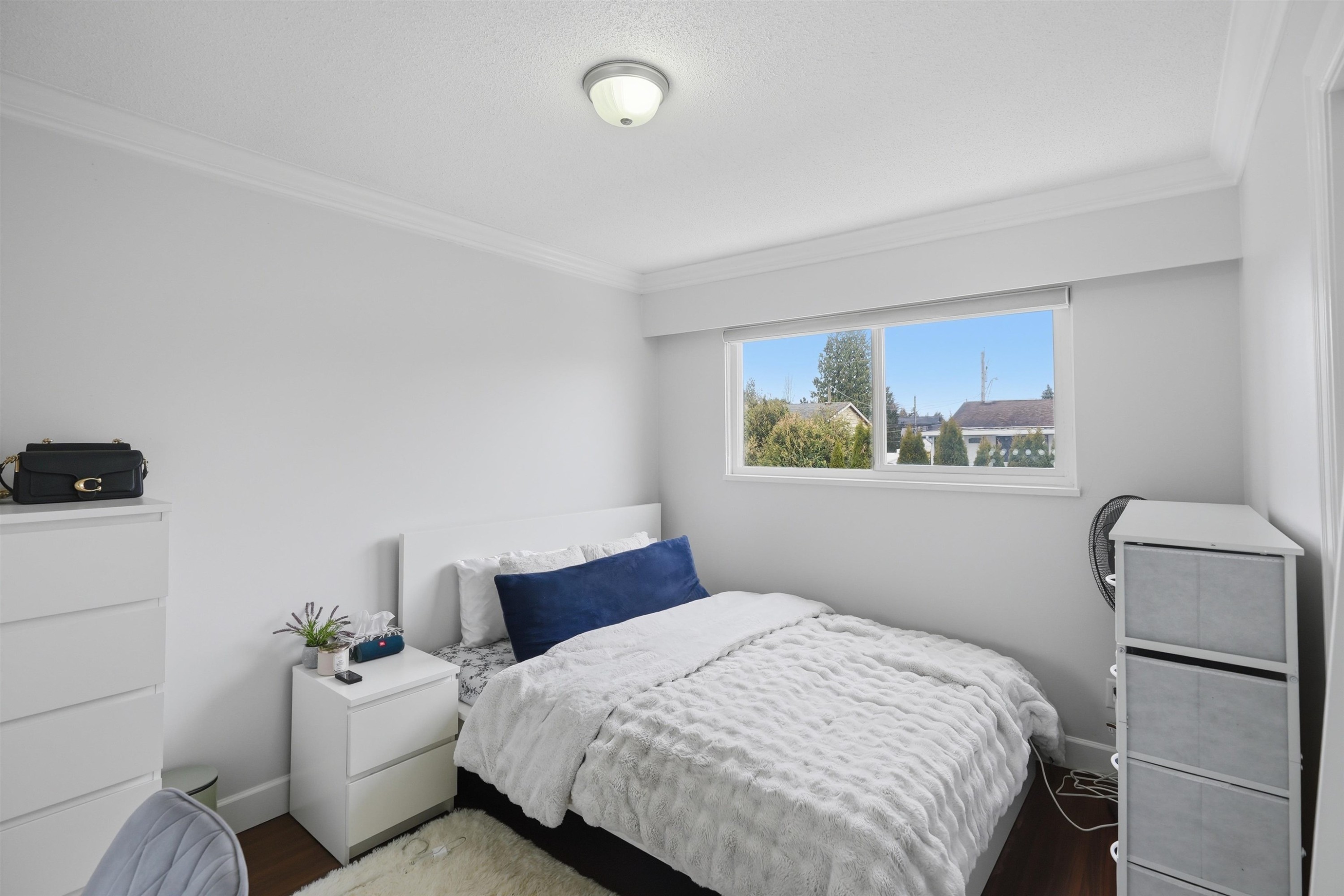 









8081


112

Street,
Delta,




BC
V4C 4W4

