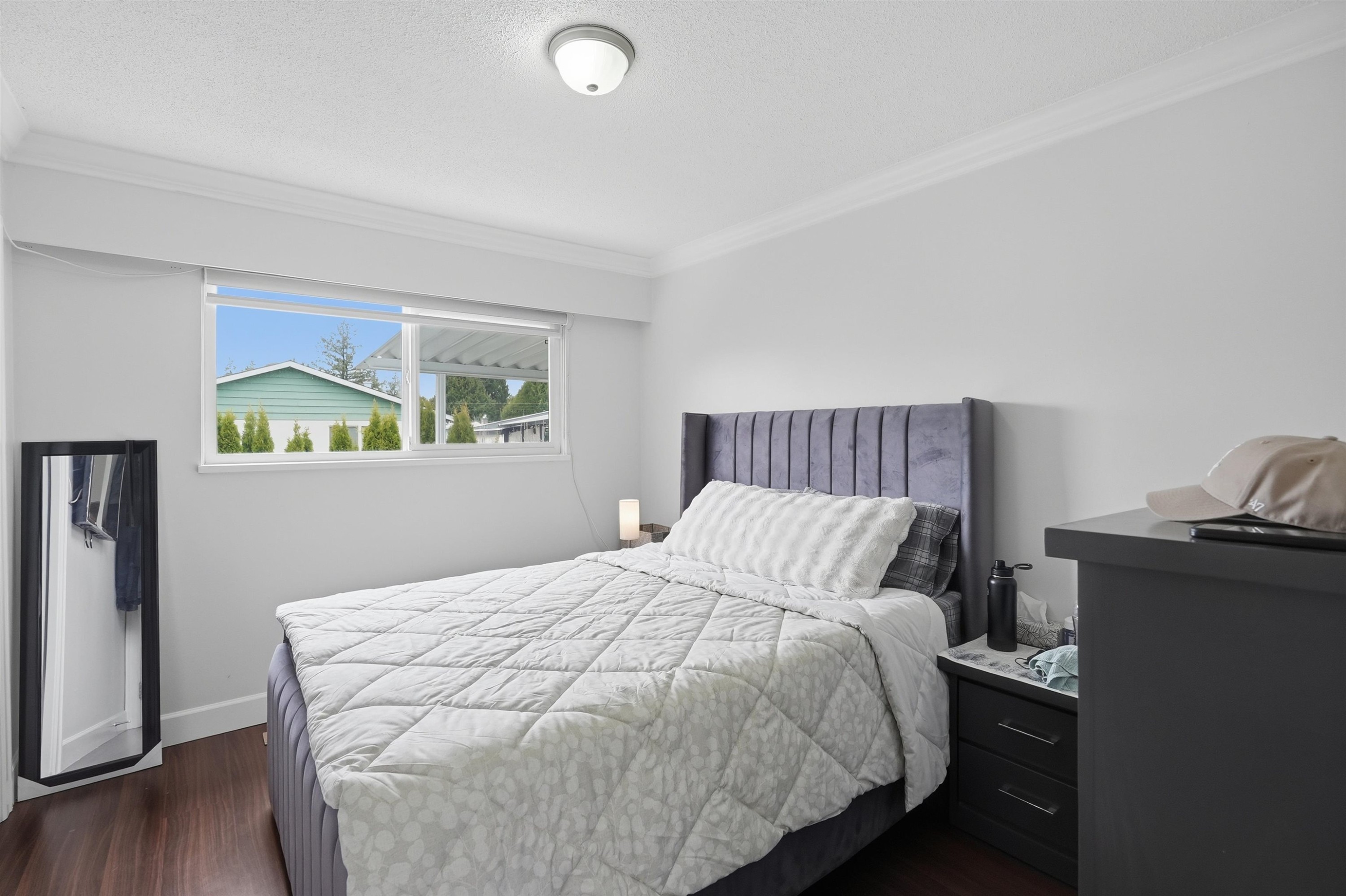 









8081


112

Street,
Delta,




BC
V4C 4W4

