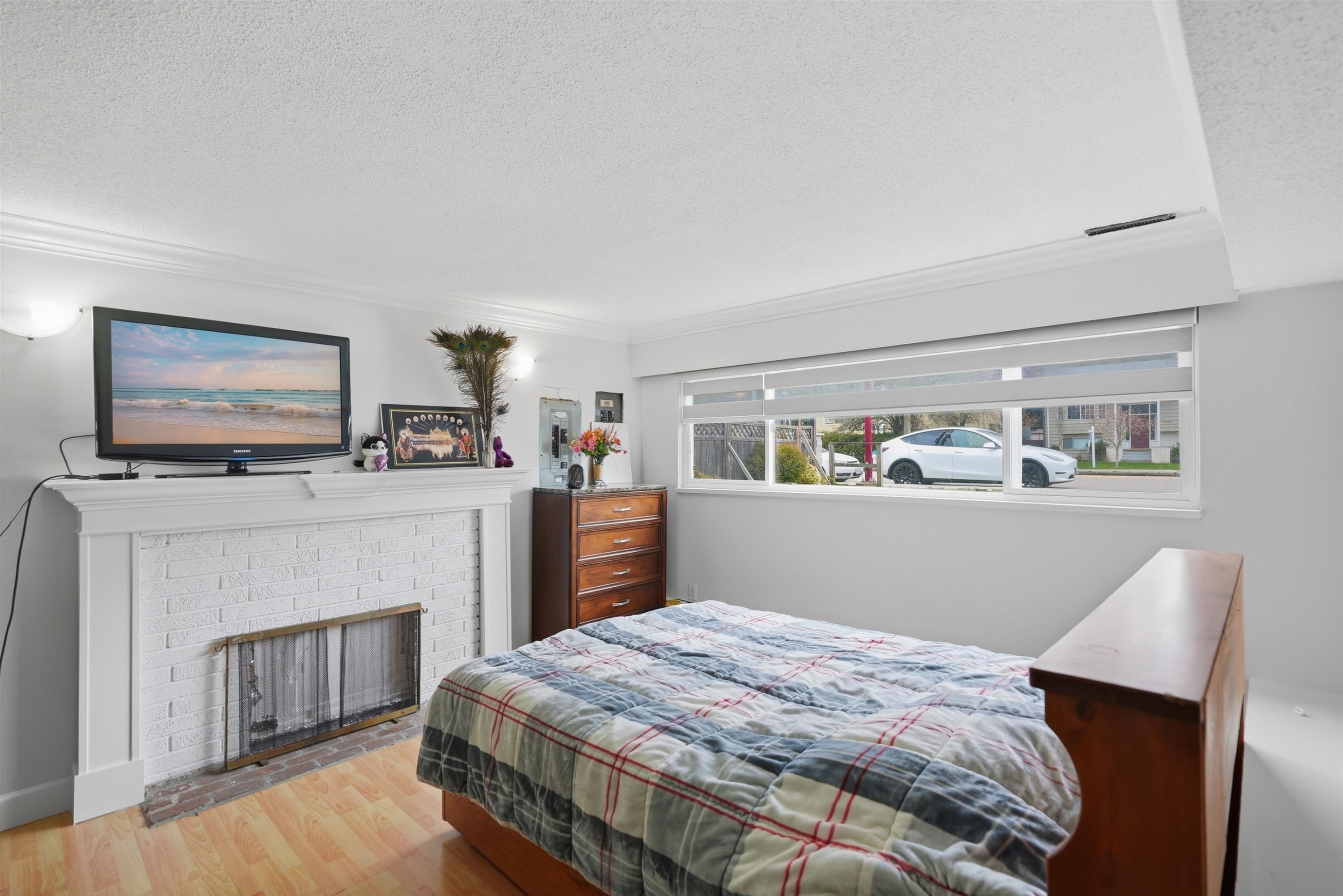 









8081


112

Street,
Delta,




BC
V4C 4W4

