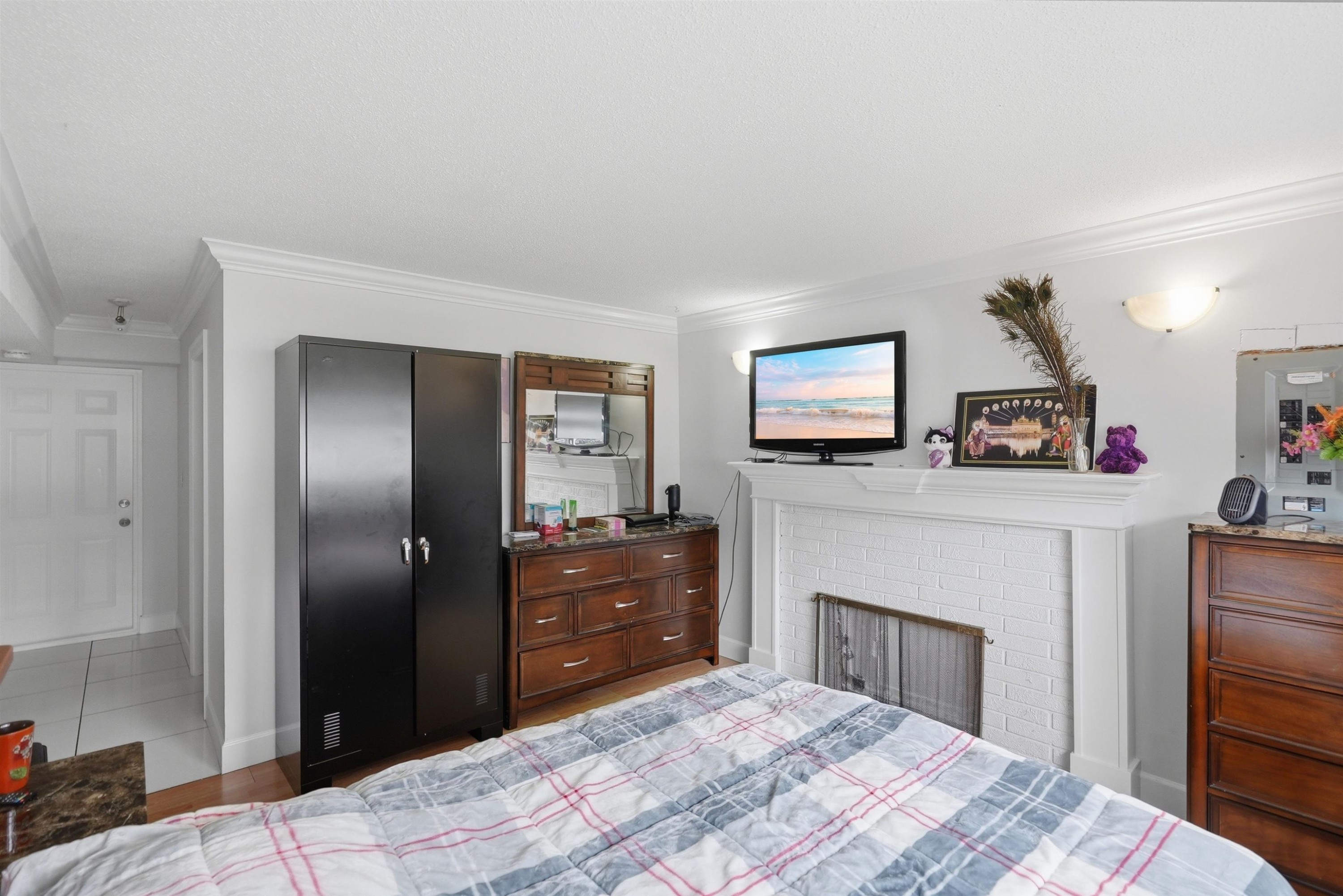 









8081


112

Street,
Delta,




BC
V4C 4W4

