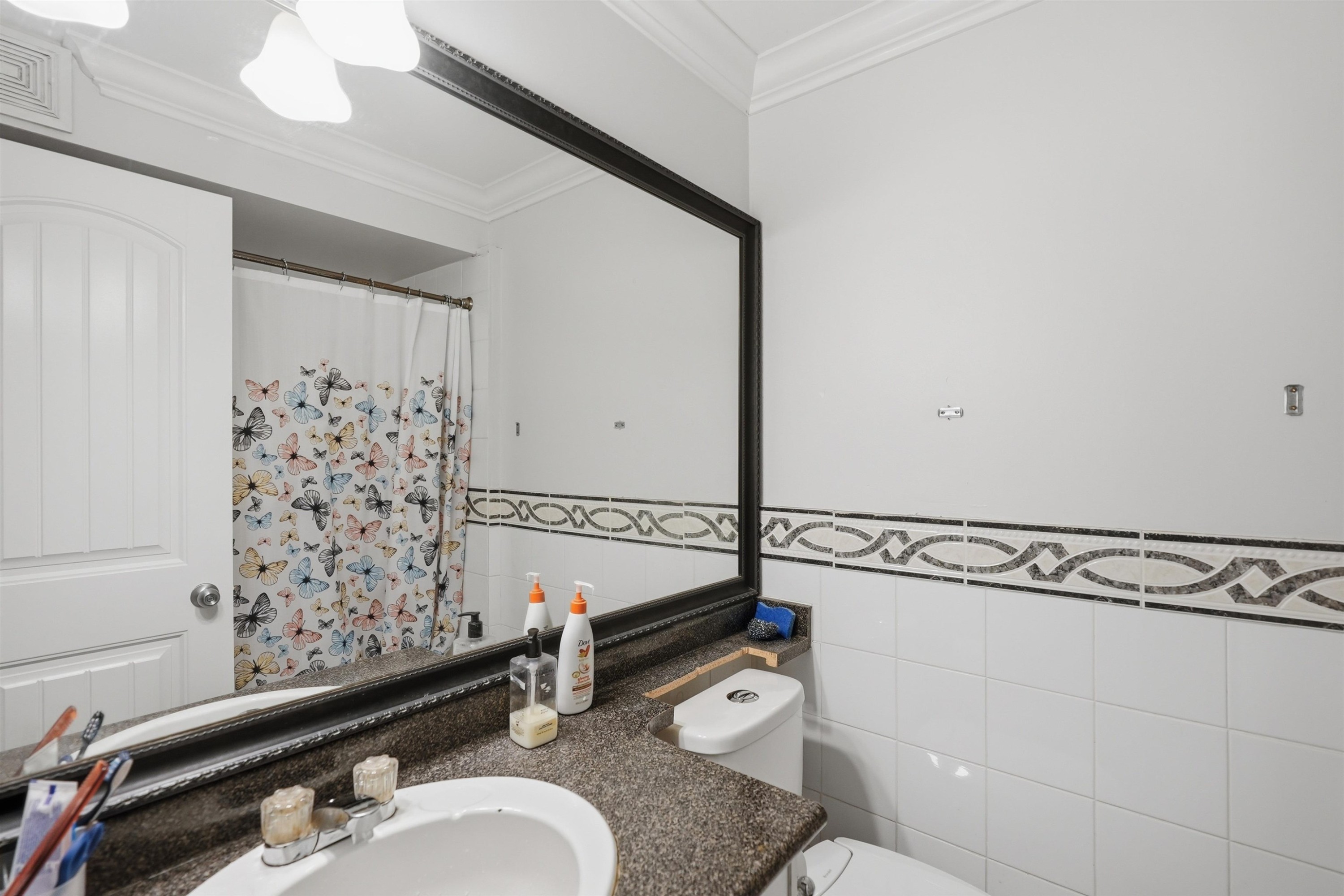 









8081


112

Street,
Delta,




BC
V4C 4W4

