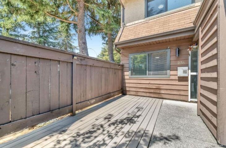 









9452


Prince Charles

Boulevard, 256,
Surrey,




BC
V3V 1S6

