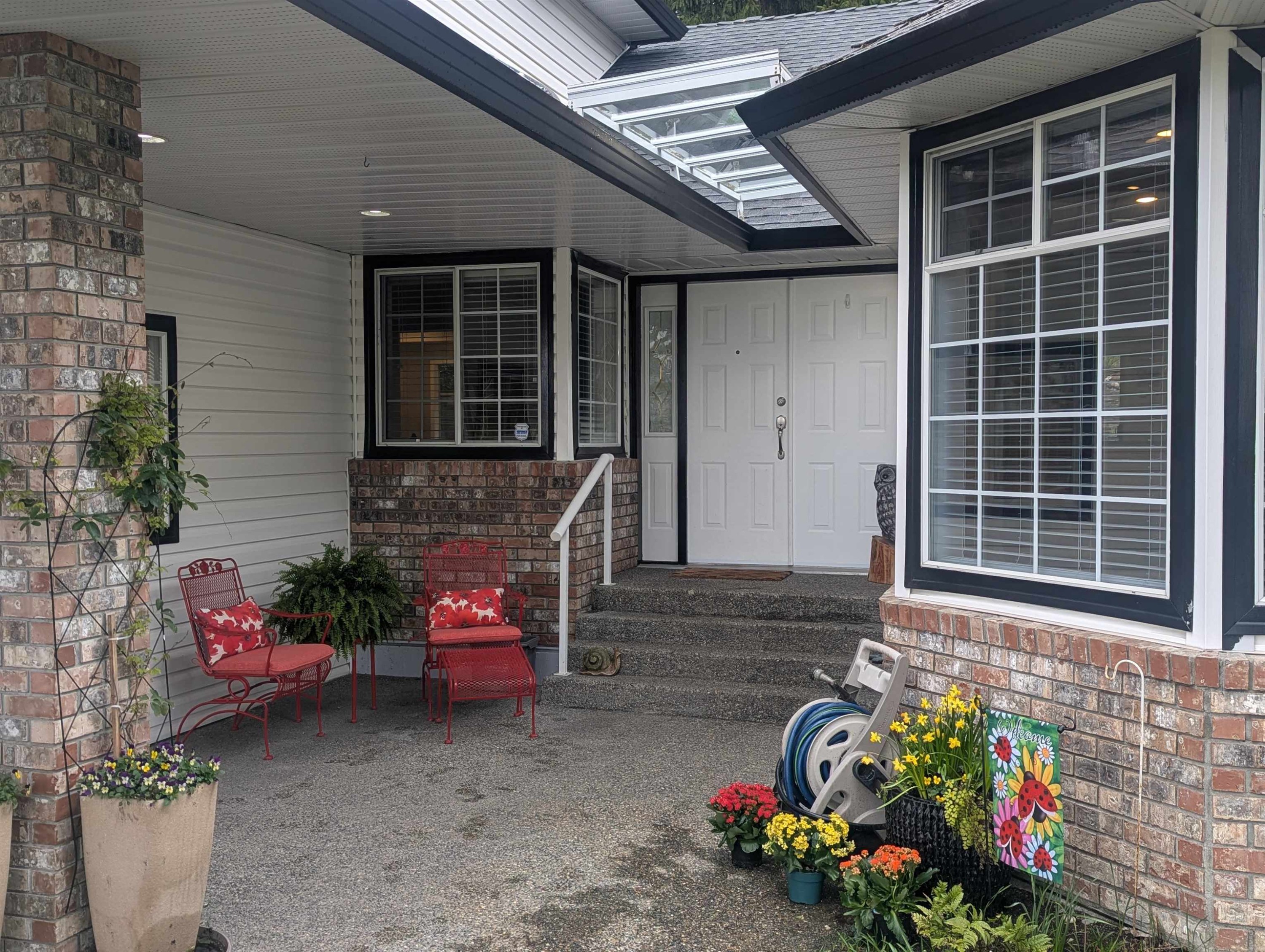 









5102


219a

Street,
Langley,




BC
V3A 8P8

