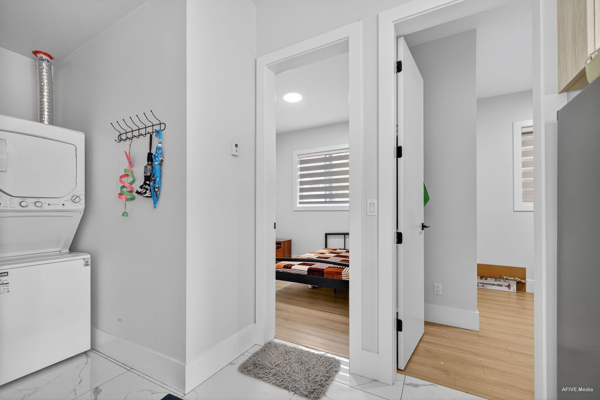 









15363


94

Avenue,
Surrey,




BC
V3R 1E2

