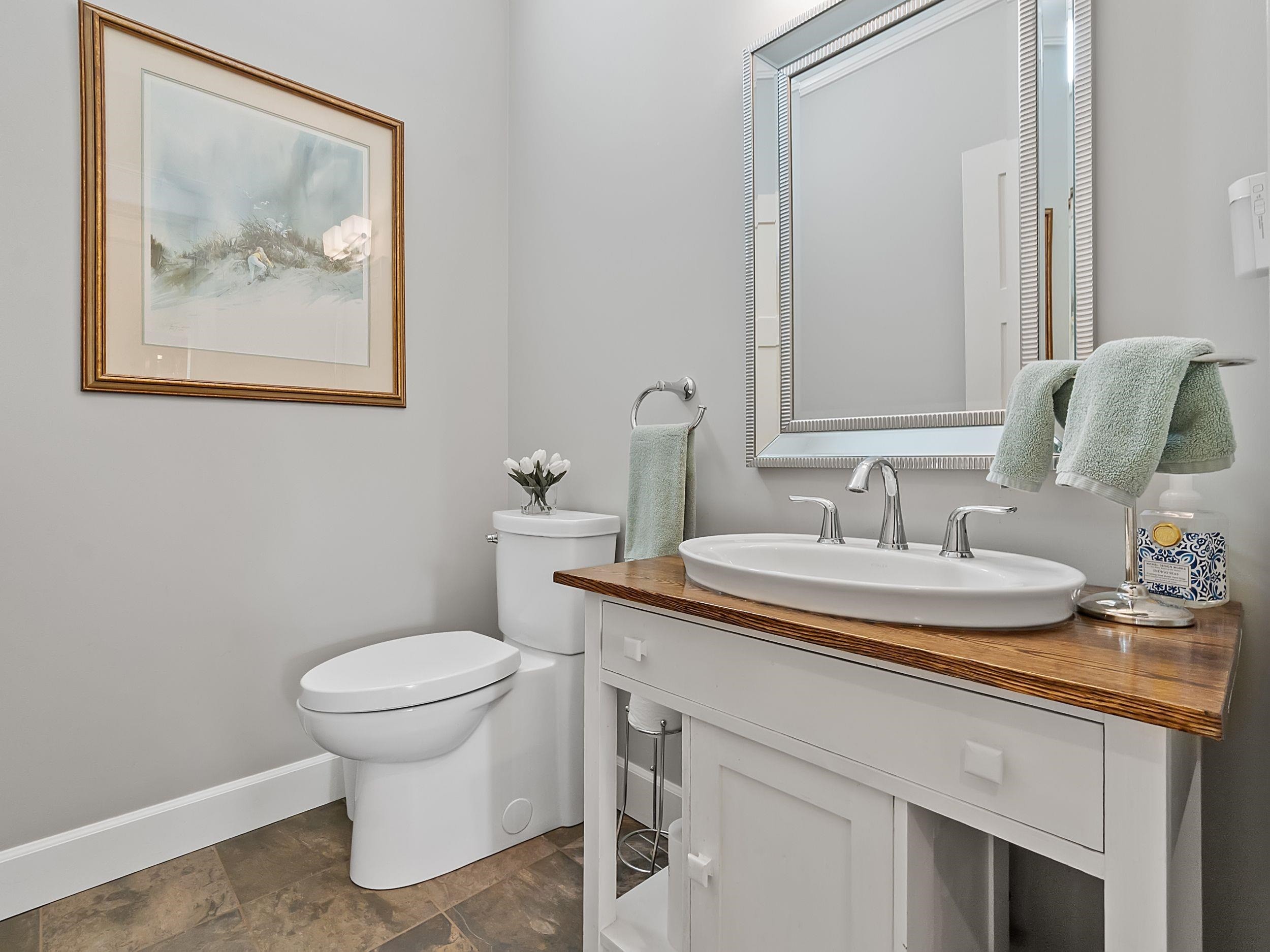 









5721


224

Street,
Langley,




BC
V2Y 2M1

