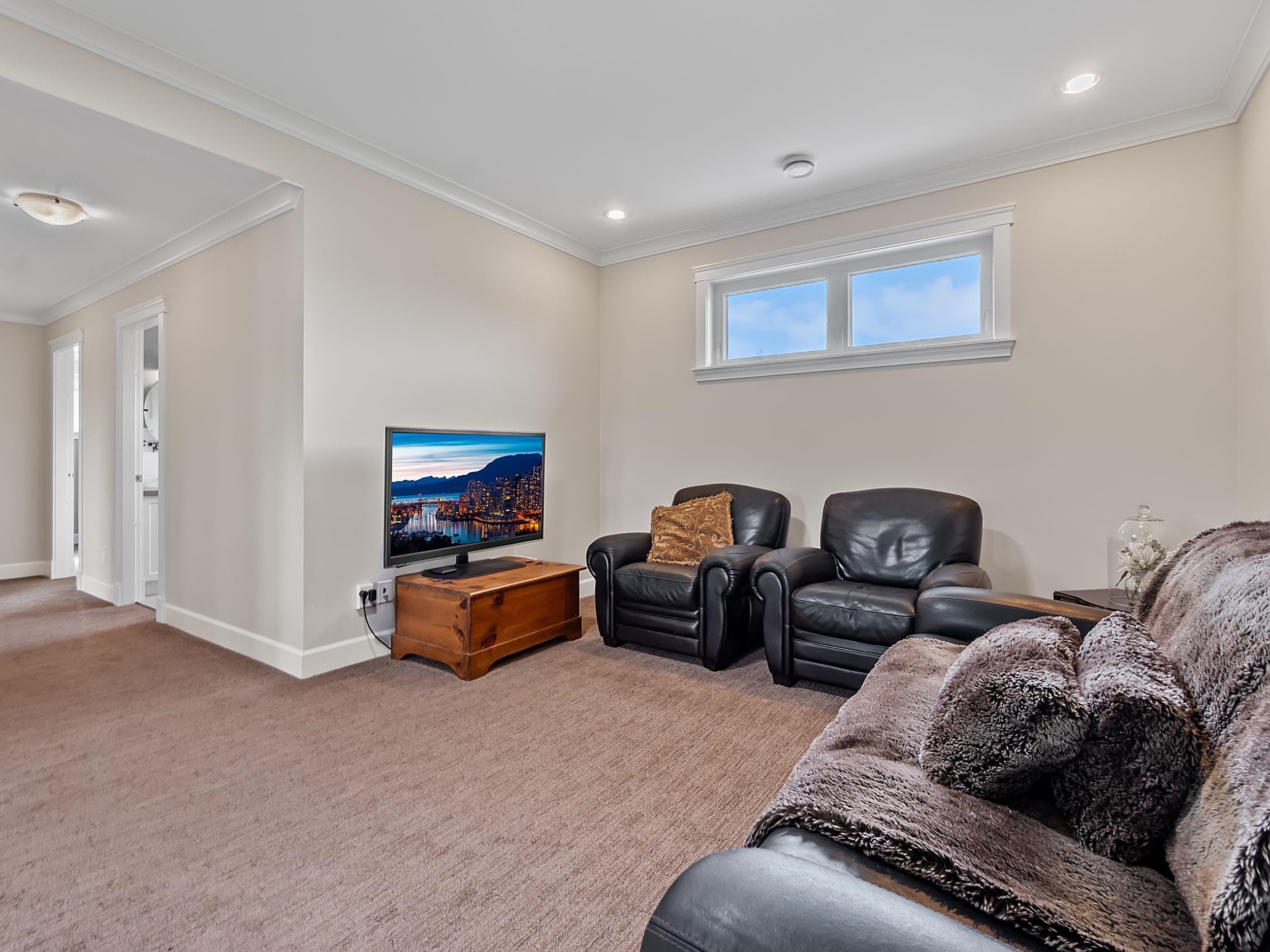 









5721


224

Street,
Langley,




BC
V2Y 2M1

