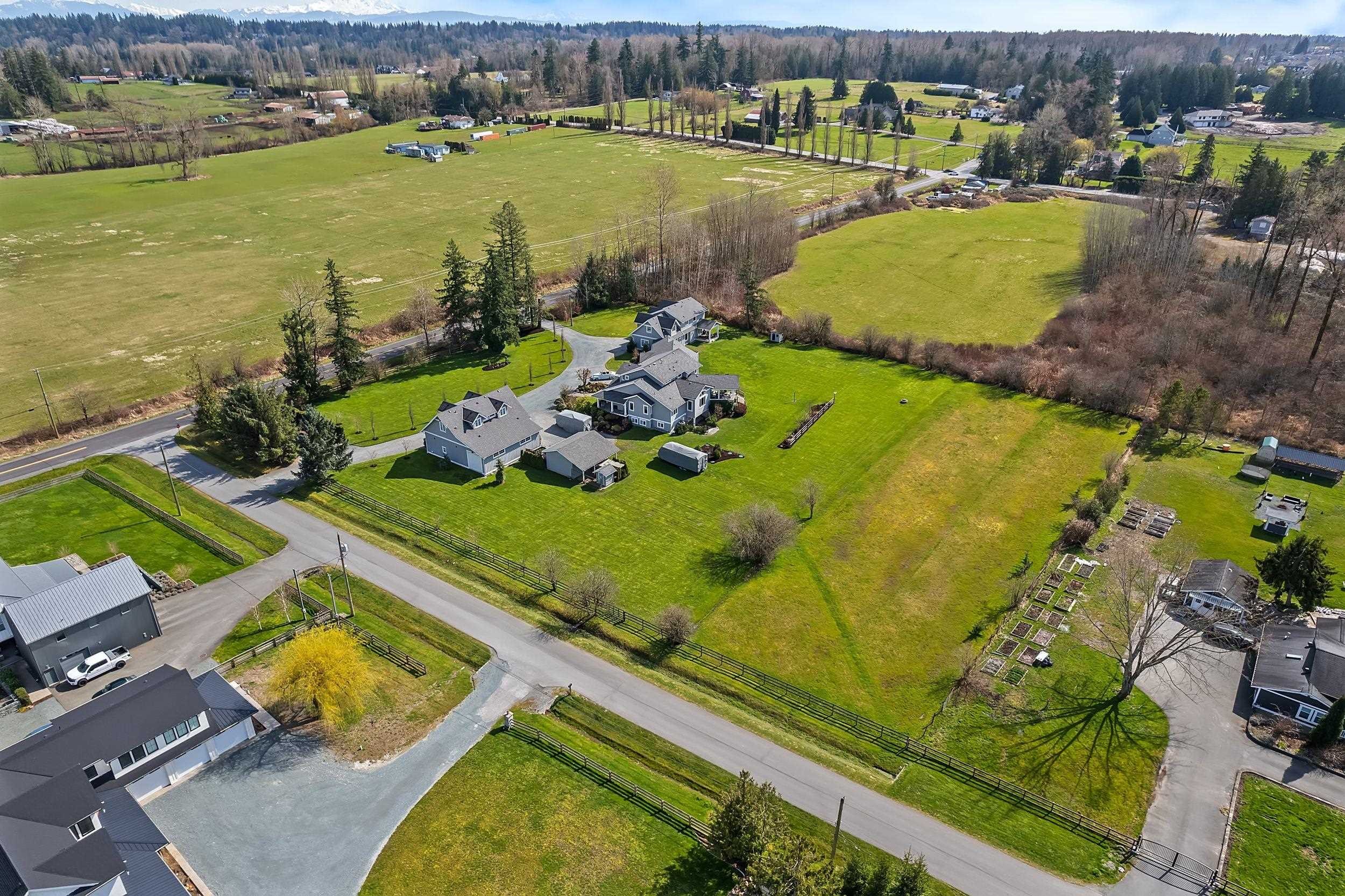 









5721


224

Street,
Langley,




BC
V2Y 2M1

