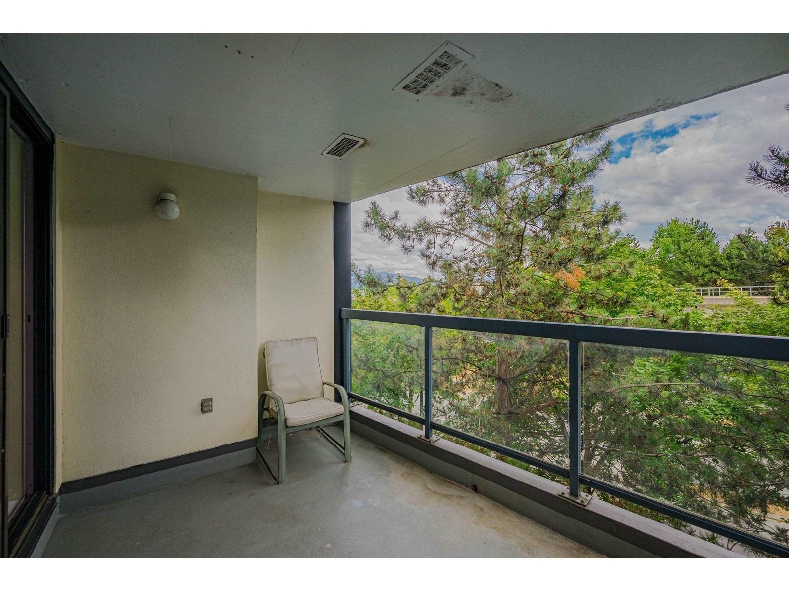 









10899


University

Drive, 501,
Surrey,




BC
V3T 5V2

