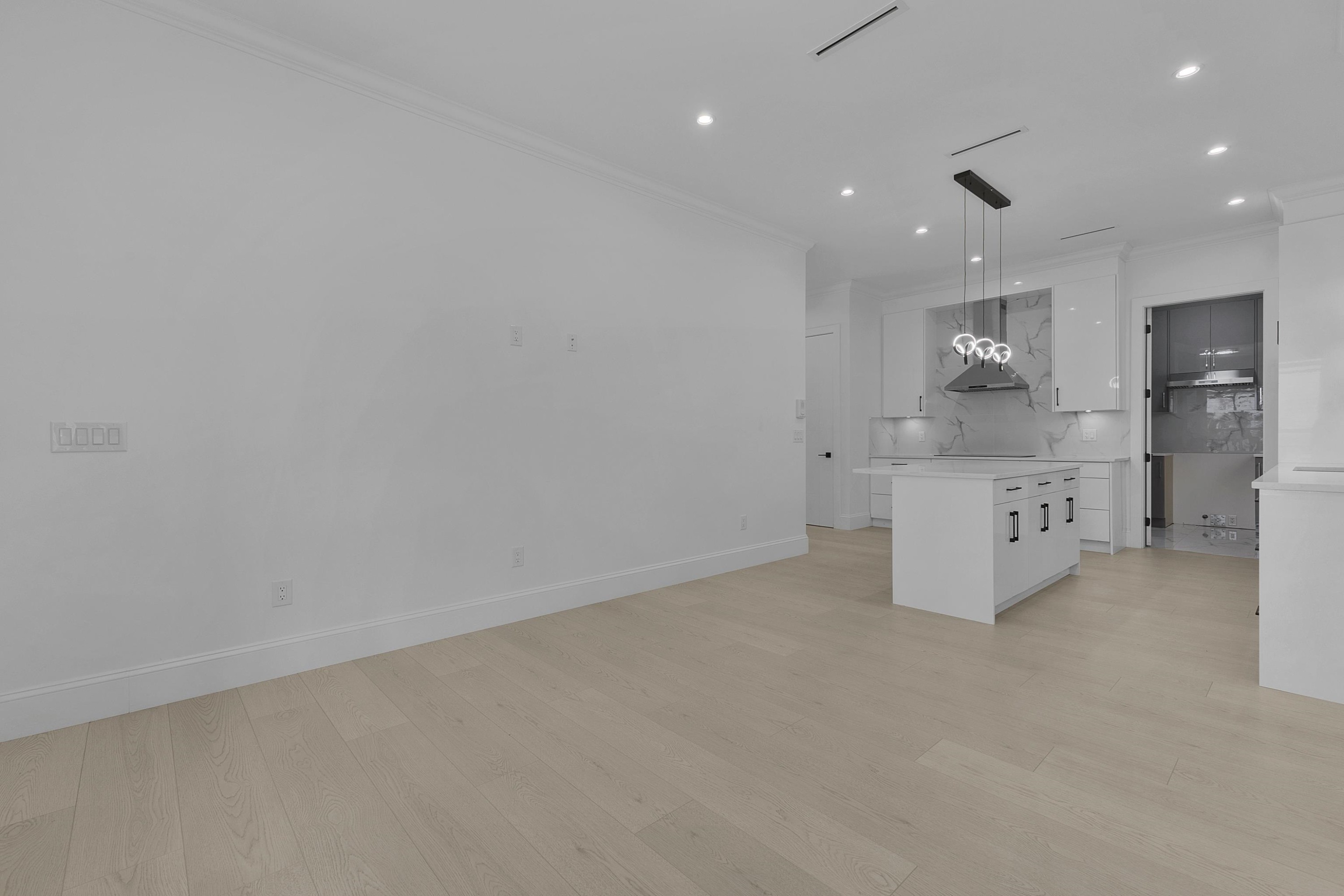 









5949


142

Street,
Surrey,




BC
V3X 1C8

