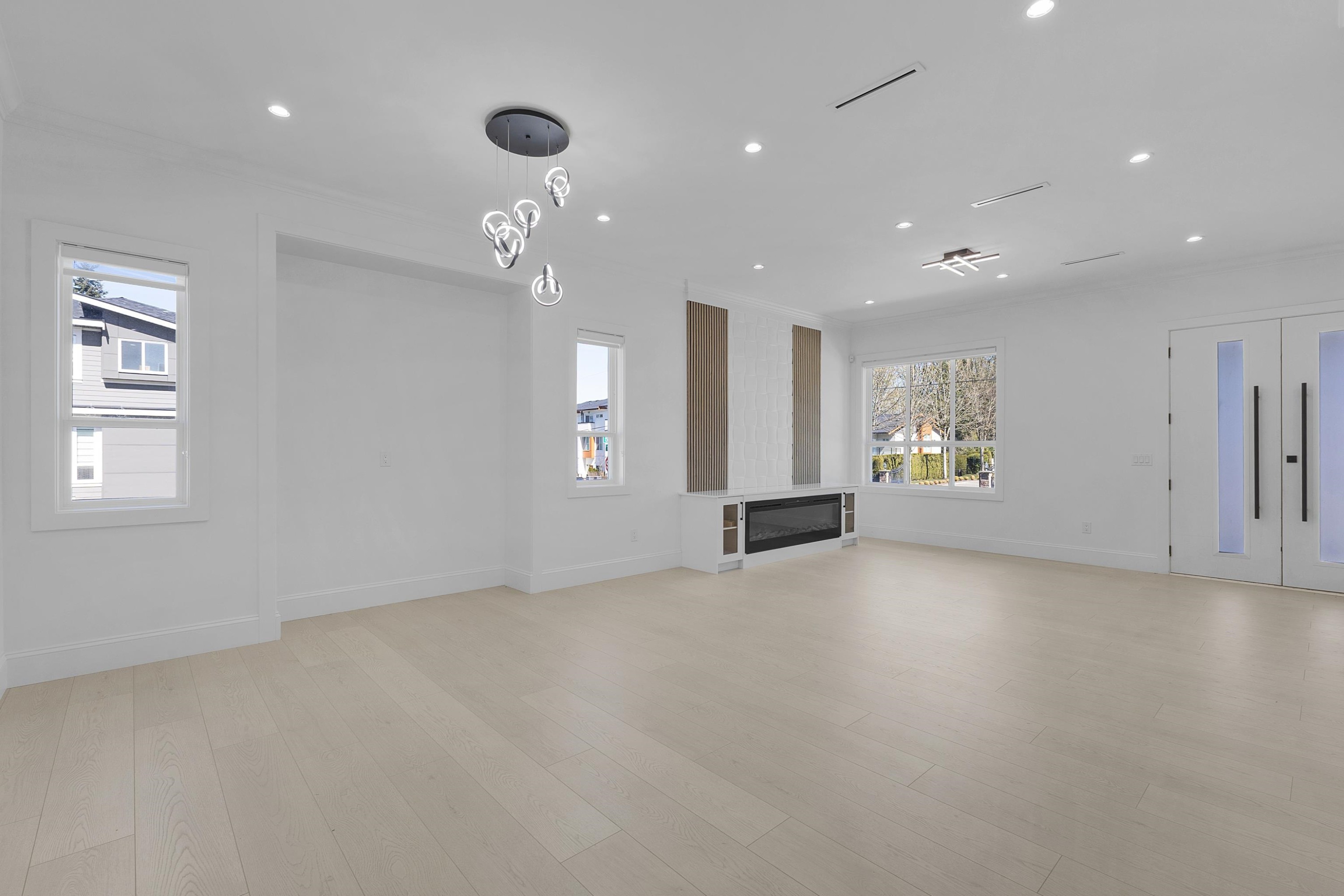 









5949


142

Street,
Surrey,




BC
V3X 1C8

