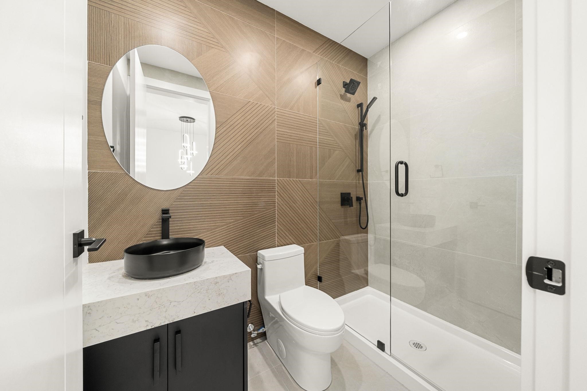 









6821


205

Street,
Langley,




BC
V2Y 3C8


