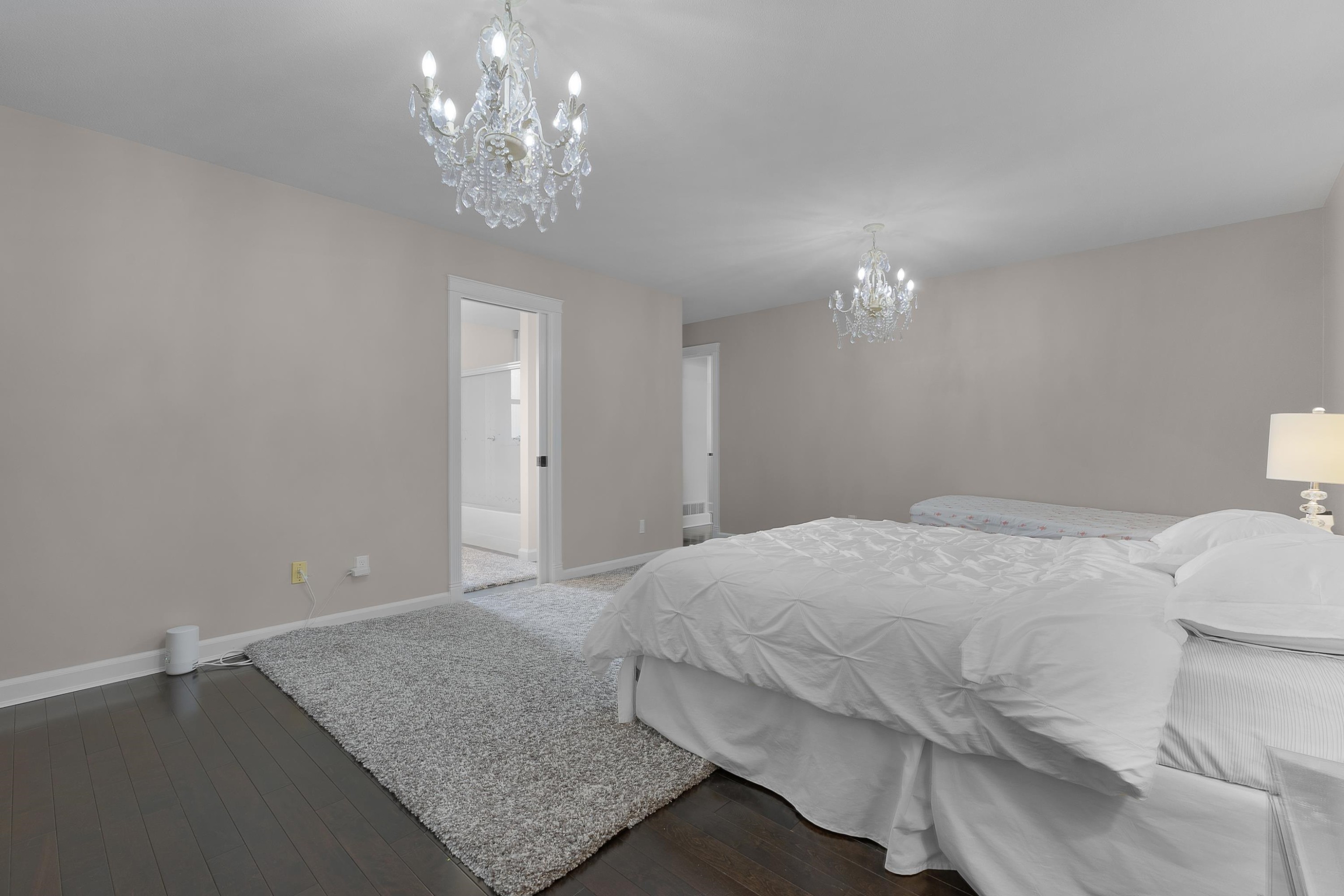 









17148


104

Avenue,
Surrey,




BC
V4N 4R6

