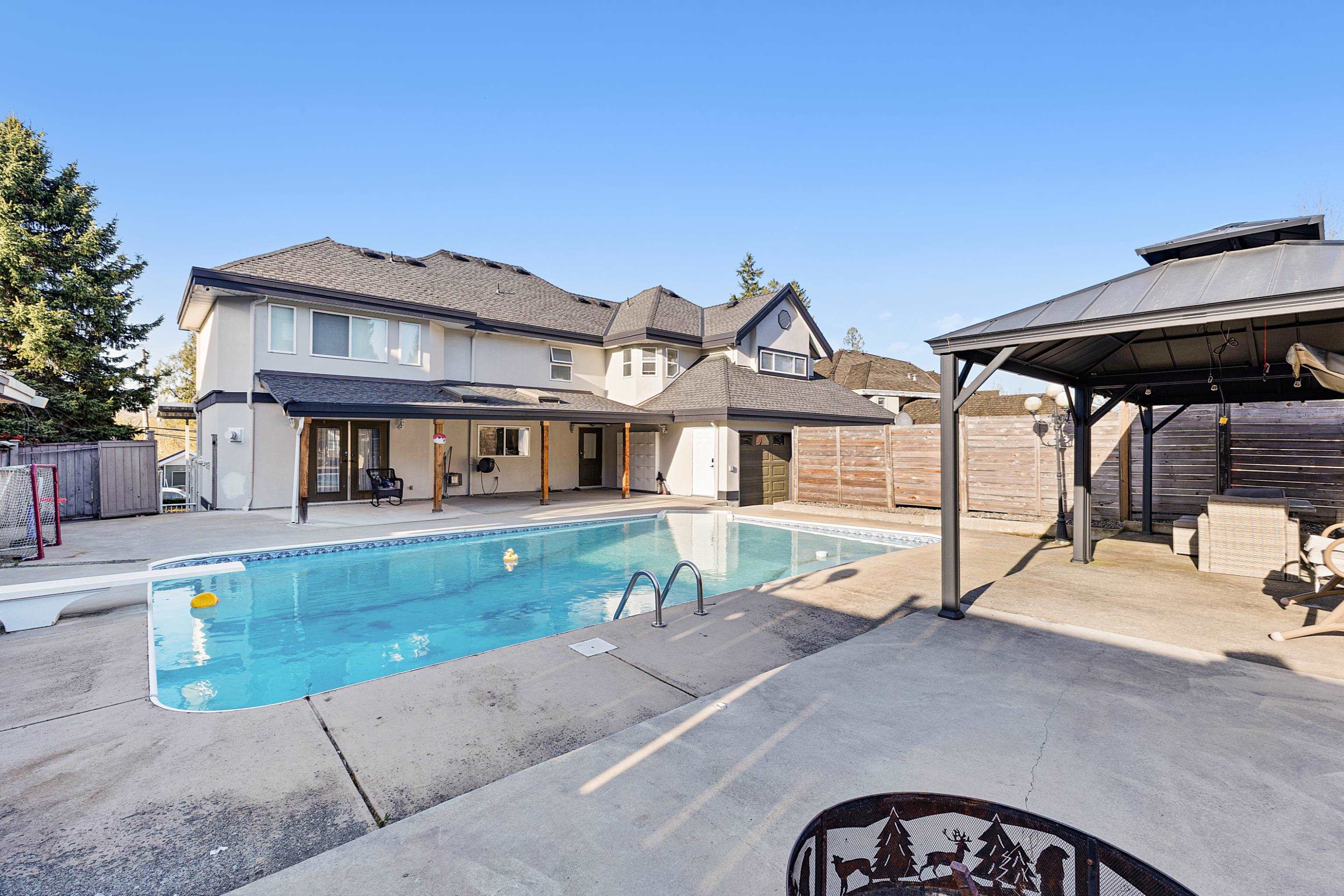 









17148


104

Avenue,
Surrey,




BC
V4N 4R6

