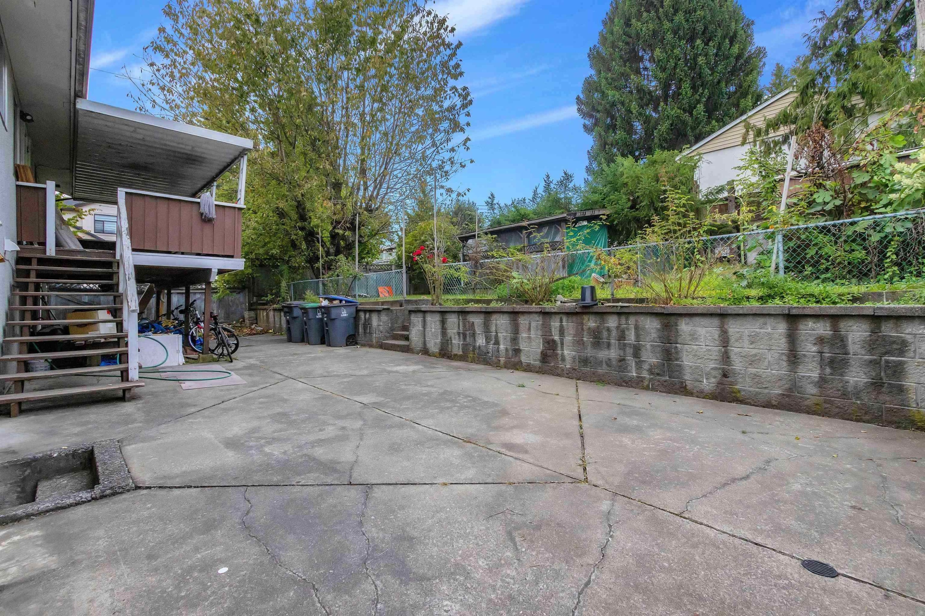 









9892


130

Street,
Surrey,




BC
V3T 3L4

