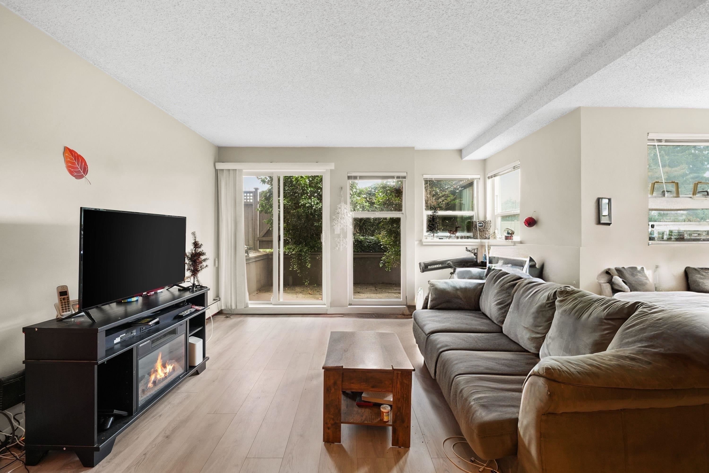 









1870


Southmere

Crescent East, 3,
Surrey,




BC
V4A 7A3

