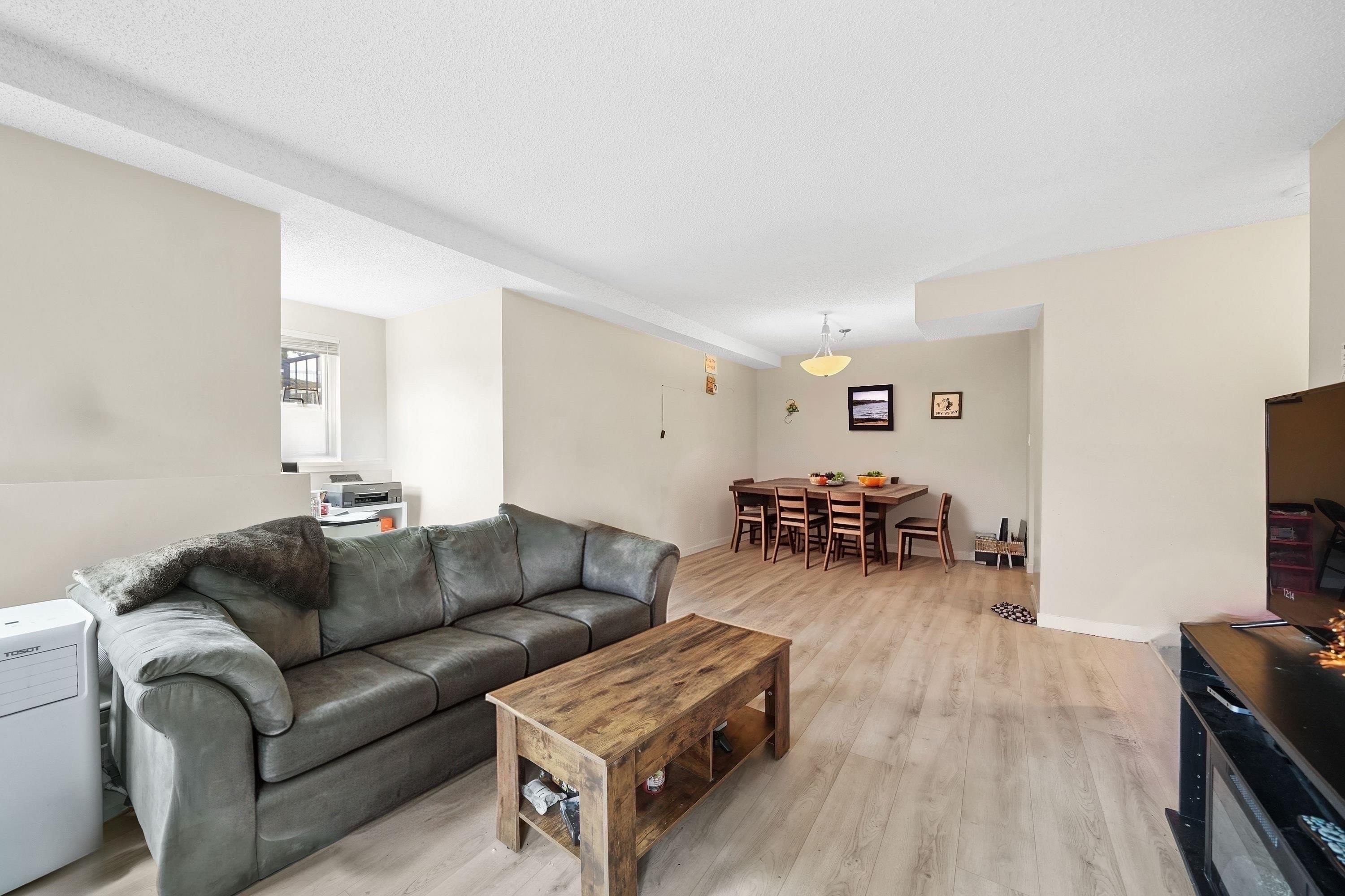 









1870


Southmere

Crescent East, 3,
Surrey,




BC
V4A 7A3

