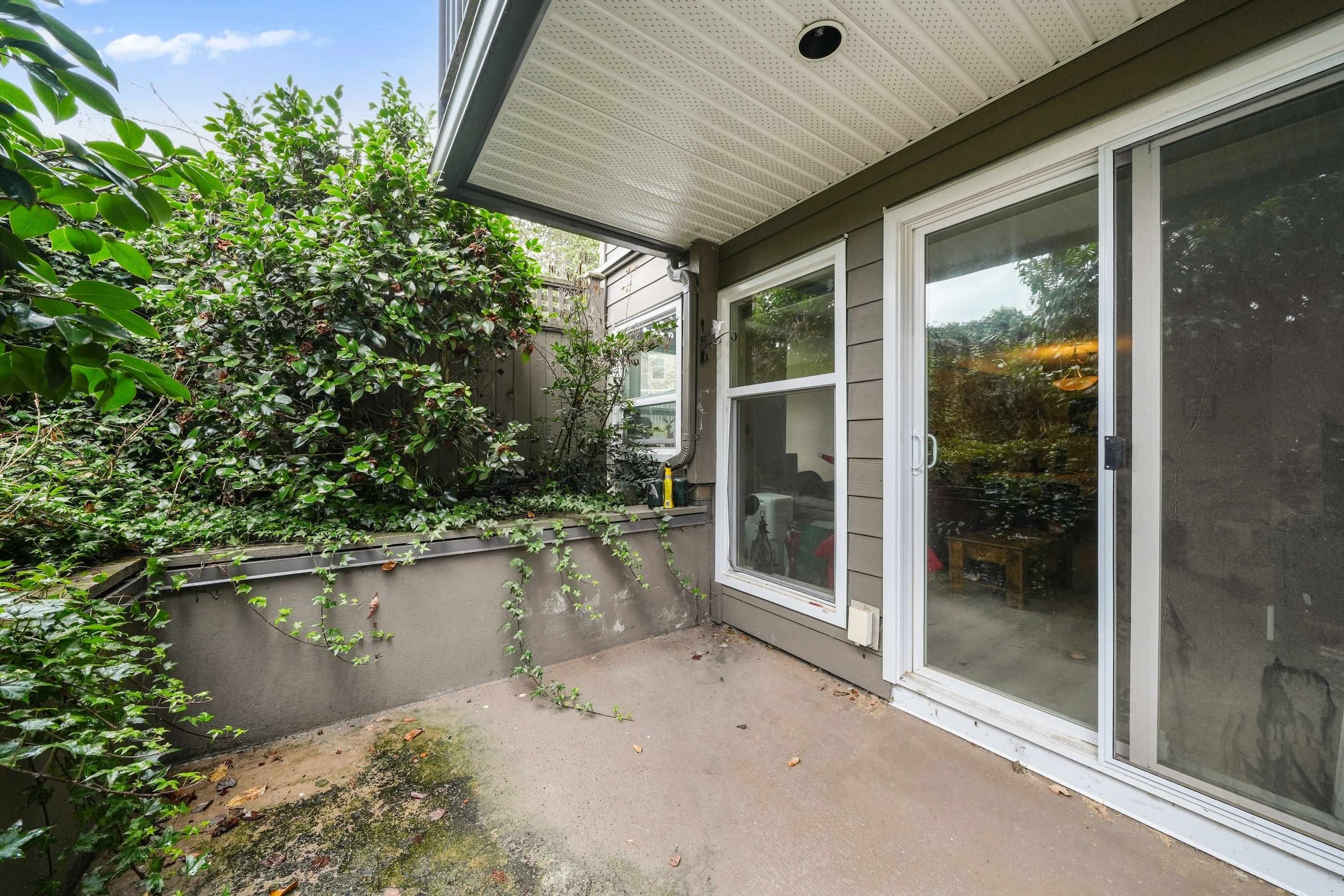 









1870


Southmere

Crescent East, 3,
Surrey,




BC
V4A 7A3

