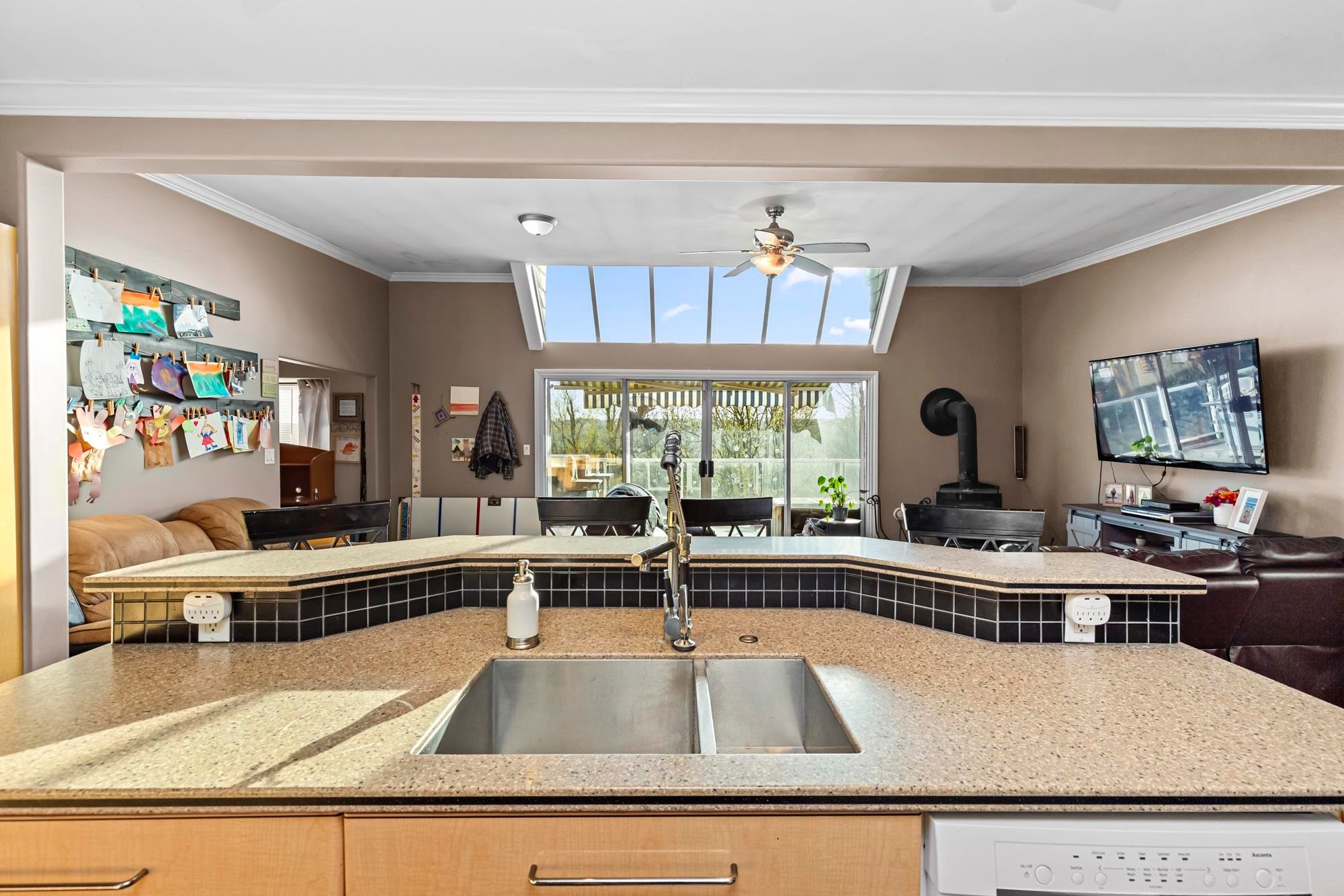 









30356


Gunn

Avenue,
Mission,




BC
V4S 1J1

