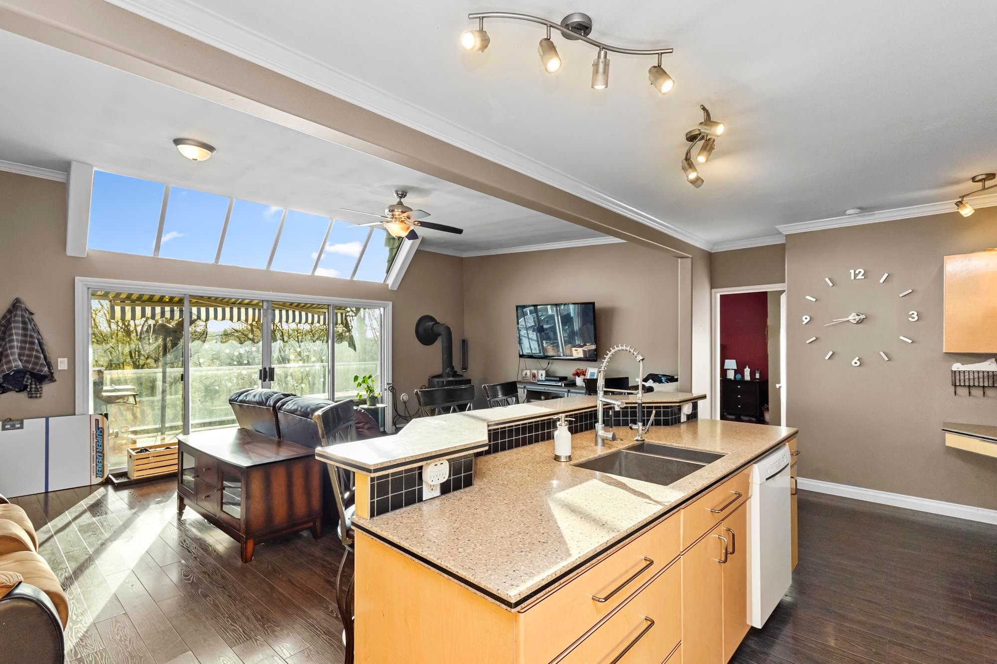 









30356


Gunn

Avenue,
Mission,




BC
V4S 1J1

