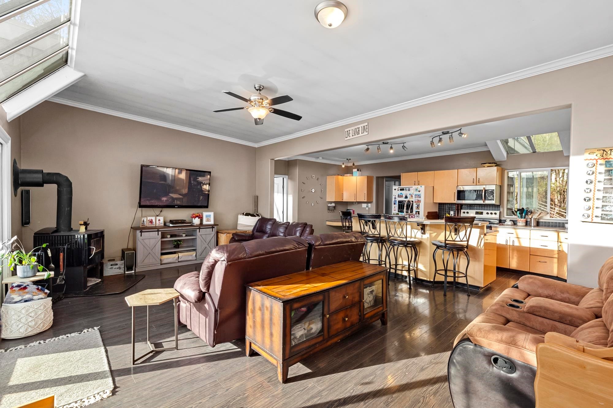 









30356


Gunn

Avenue,
Mission,




BC
V4S 1J1

