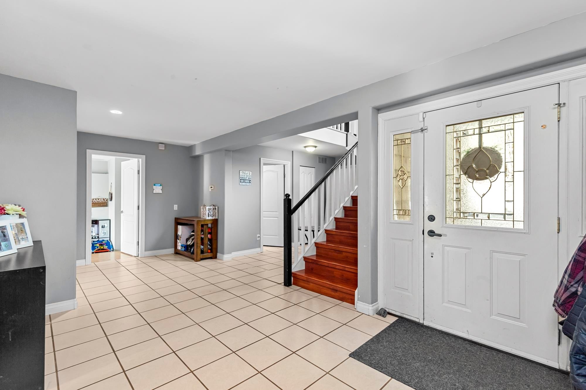 









30356


Gunn

Avenue,
Mission,




BC
V4S 1J1


