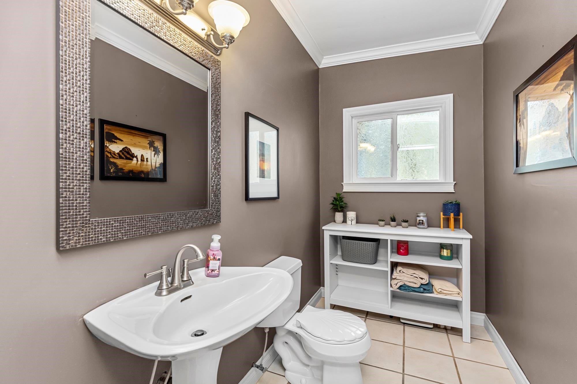 









30356


Gunn

Avenue,
Mission,




BC
V4S 1J1

