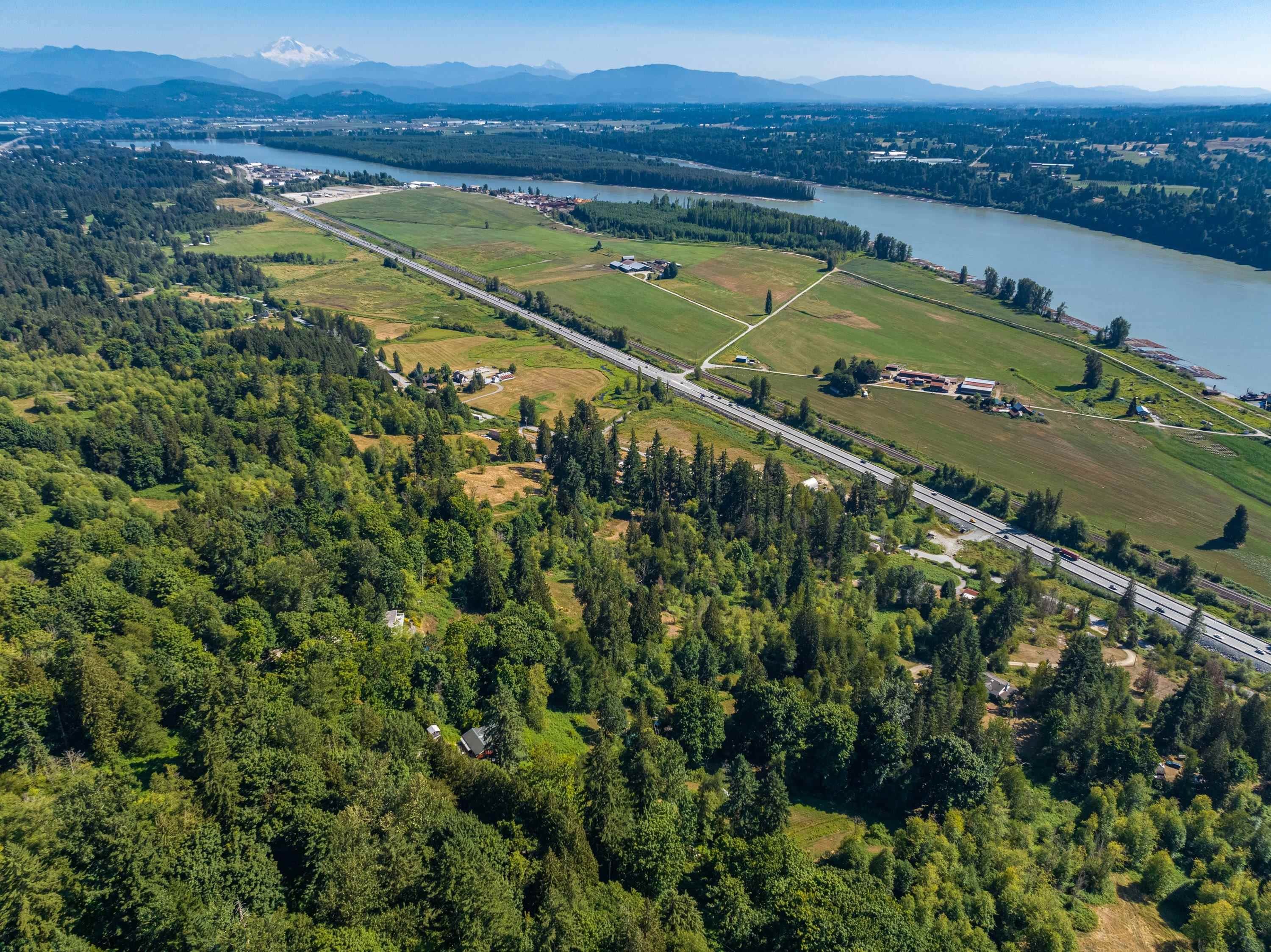 









30356


Gunn

Avenue,
Mission,




BC
V4S 1J1

