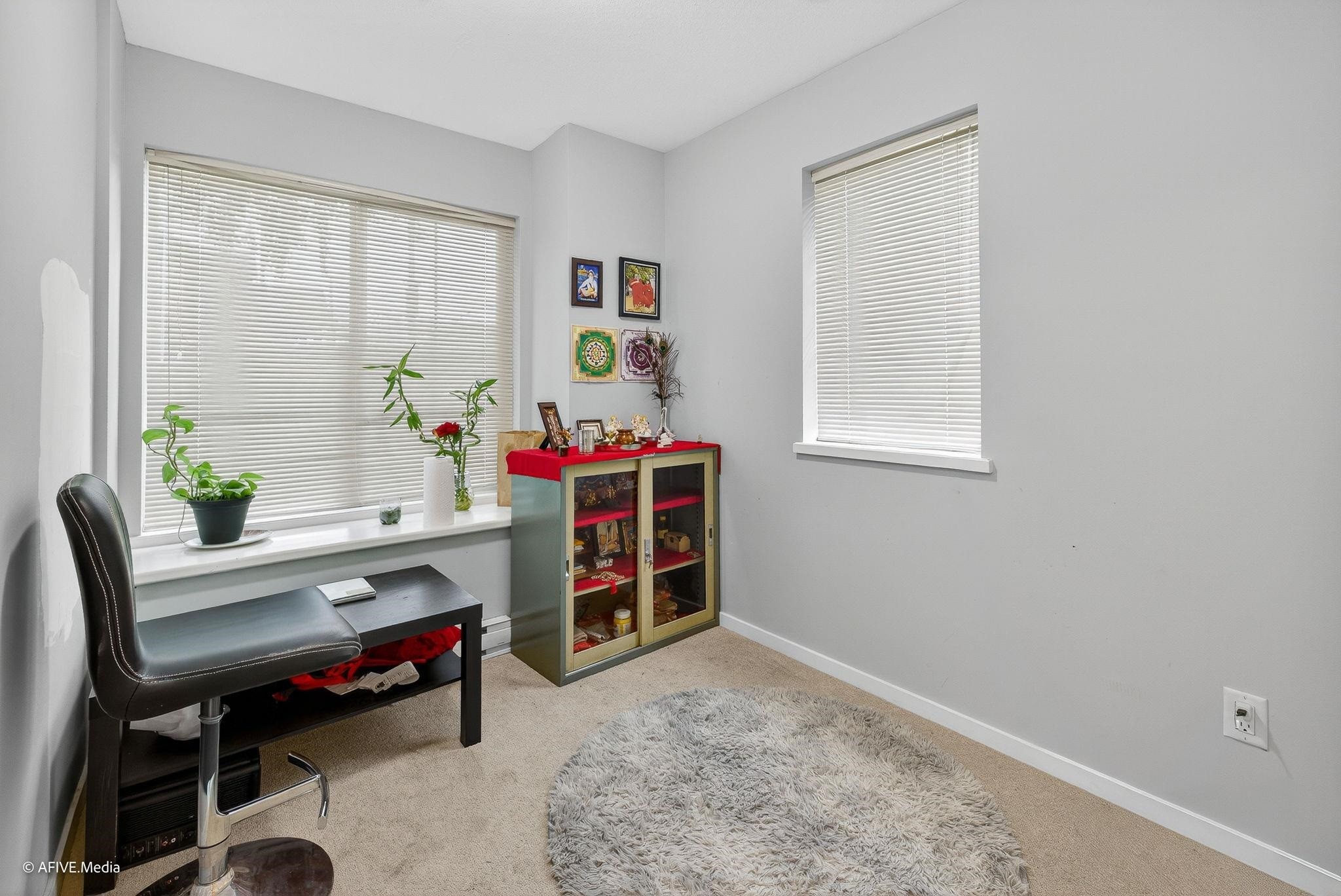 









14833


61

Avenue, 163,
Surrey,




BC
V3S 6T6

