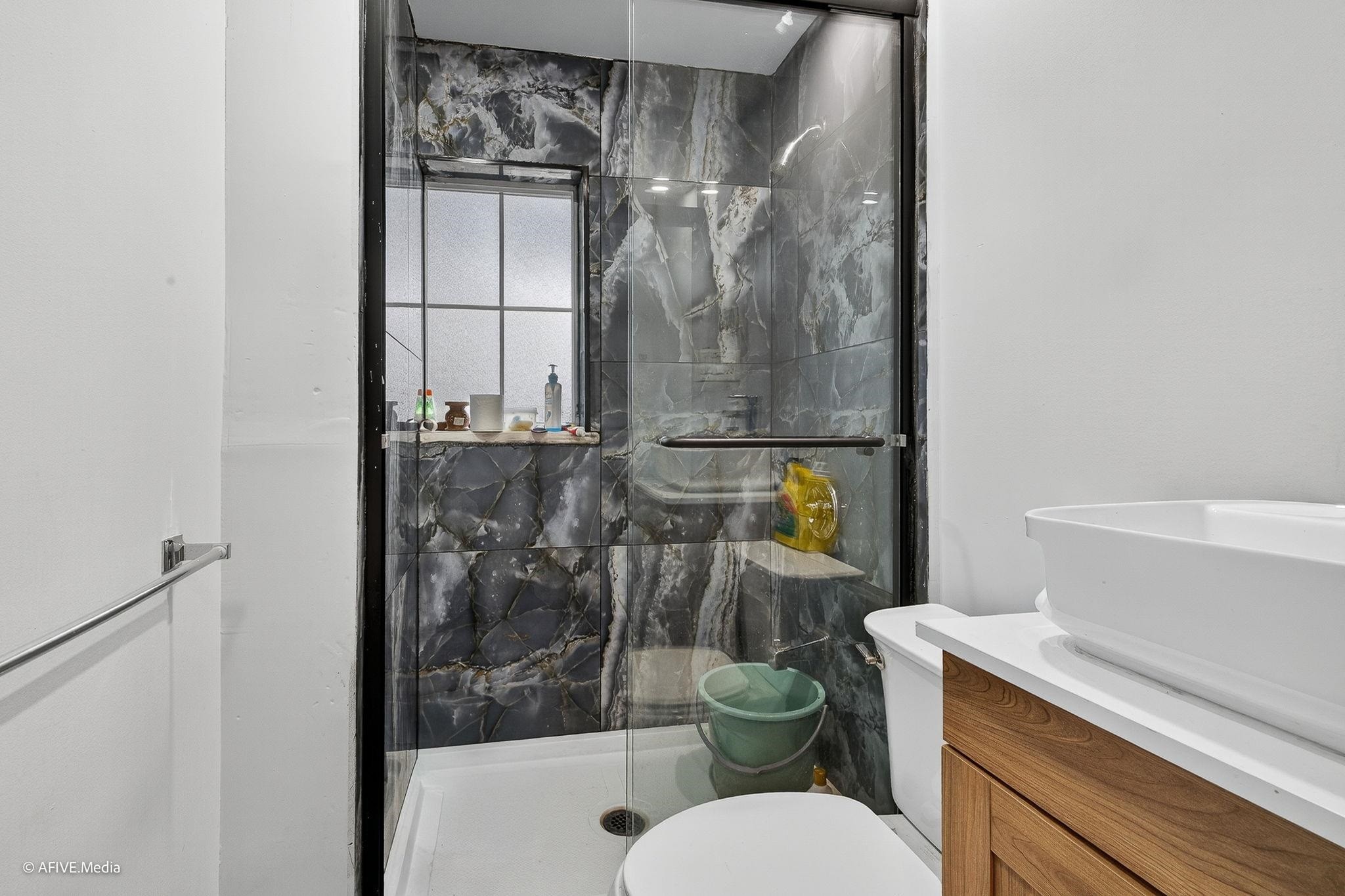 









14833


61

Avenue, 163,
Surrey,




BC
V3S 6T6

