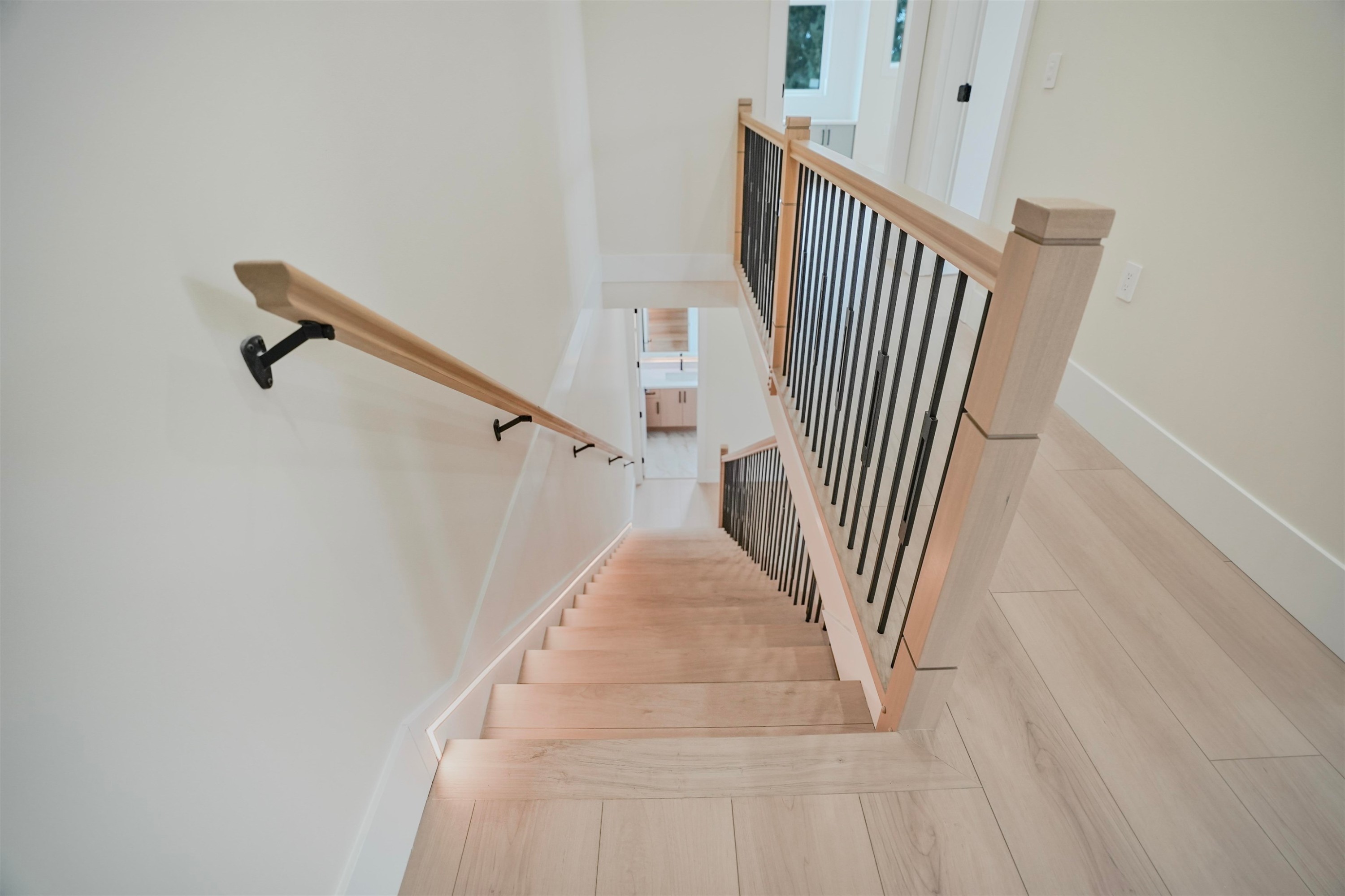 









16505


20

Avenue,
Surrey,




BC
V3Z 9M9

