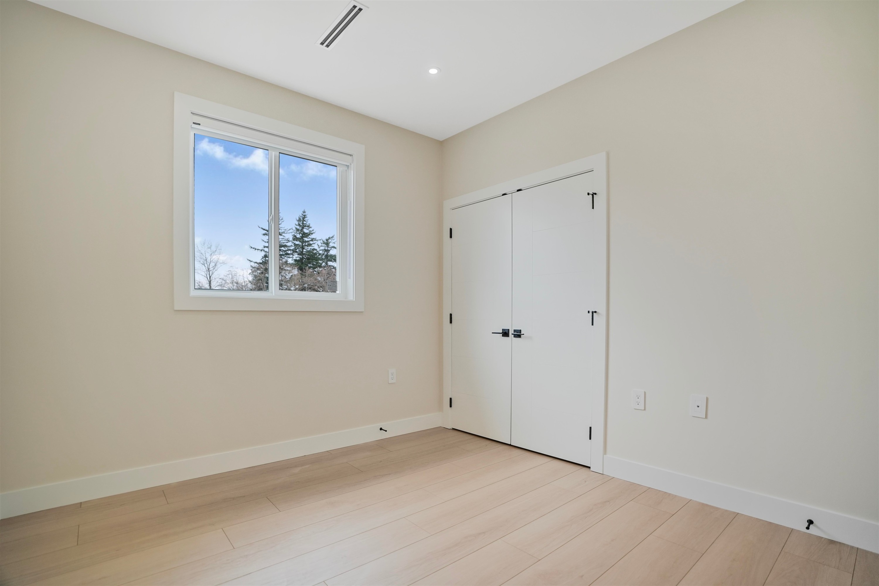 









16505


20

Avenue,
Surrey,




BC
V3Z 9M9


