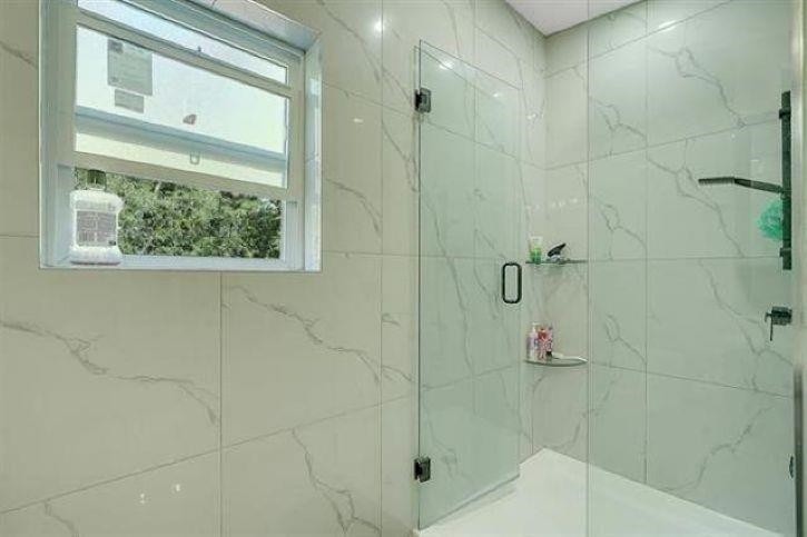 









7794


141b

Street,
Surrey,




BC
V3W 6J7

